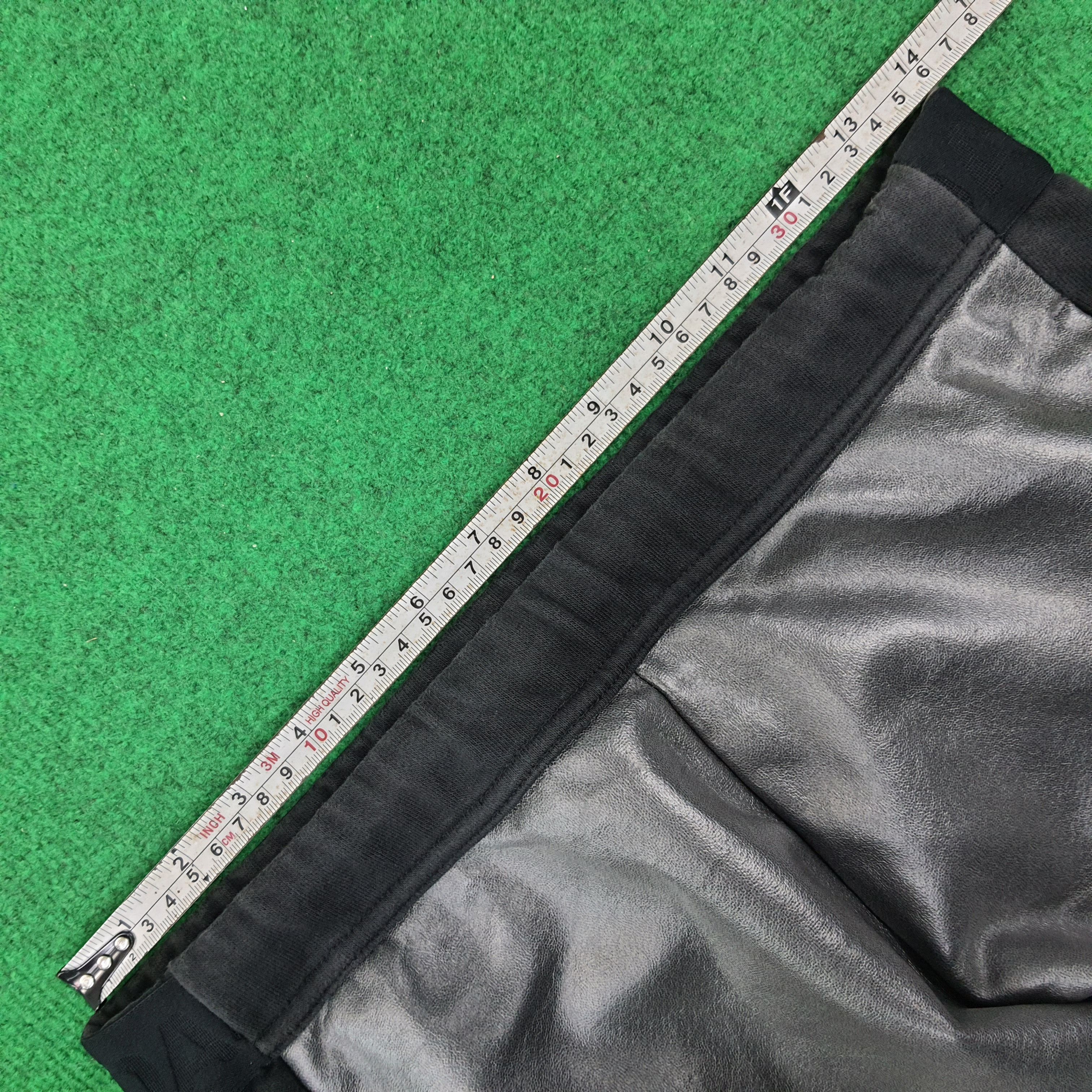 Adidas Vintage ADIDAS X Custom Yohji Yamamoto Y3 Sweatpants Size US 31 - 9 Thumbnail