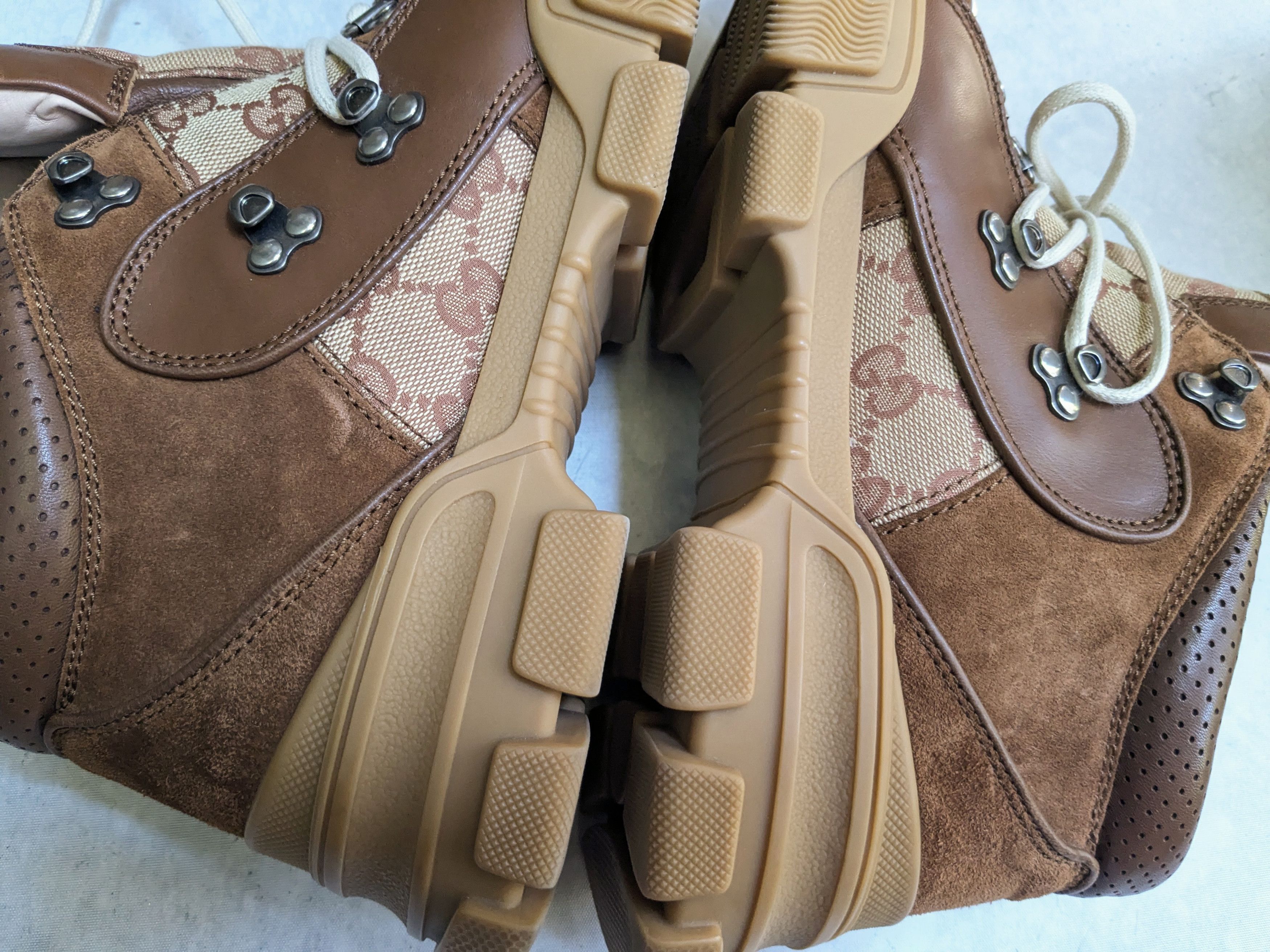 Gucci Gucci Flashtrek Sneakers Brown Monogram Logo GG 9.5 Size US 9.5 / EU 42-43 - 15 Thumbnail