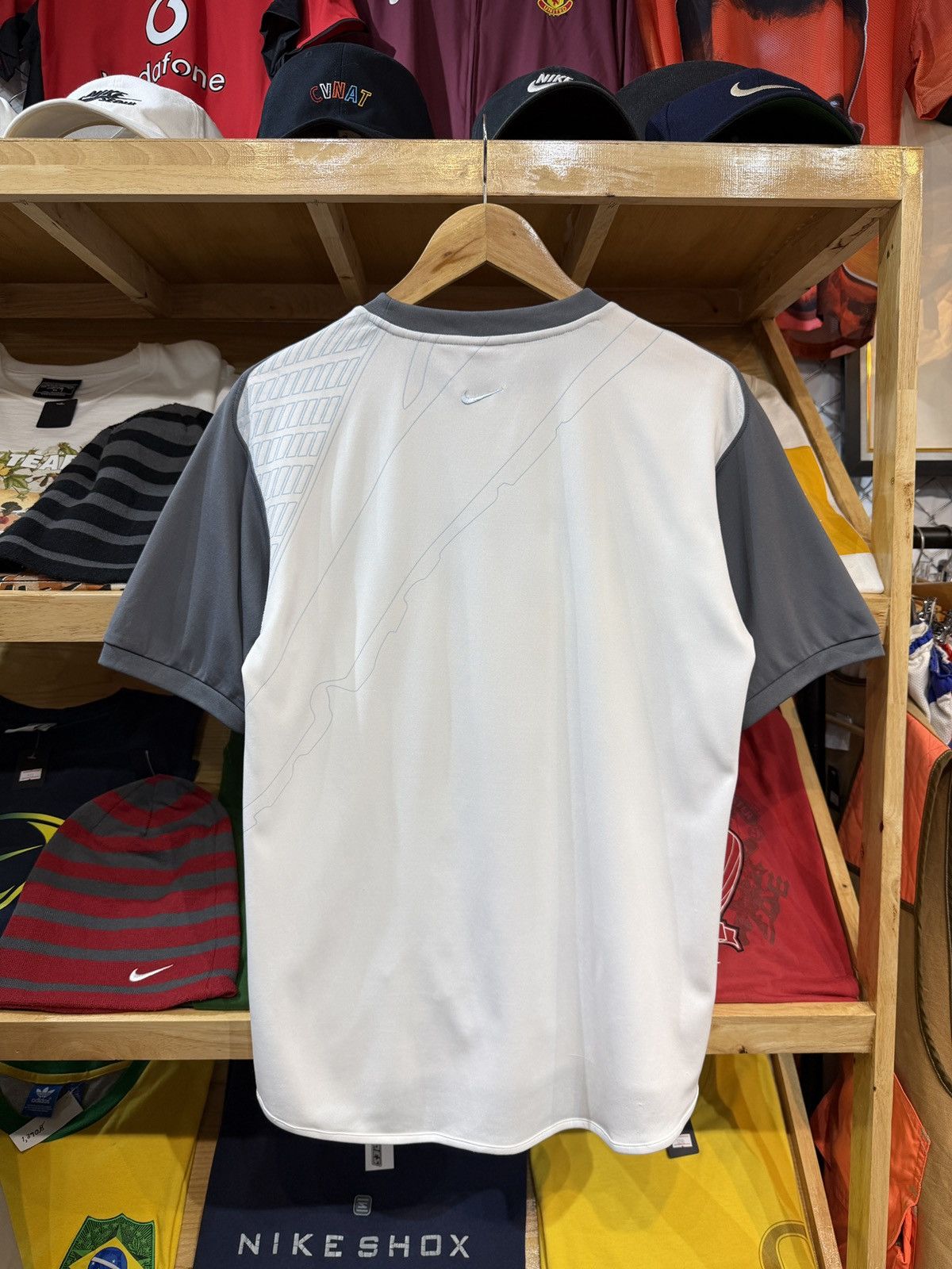Nike Vintage Nike Air Max 360 Training Jersey Size US S / EU 44-46 / 1 - 2 Thumbnail