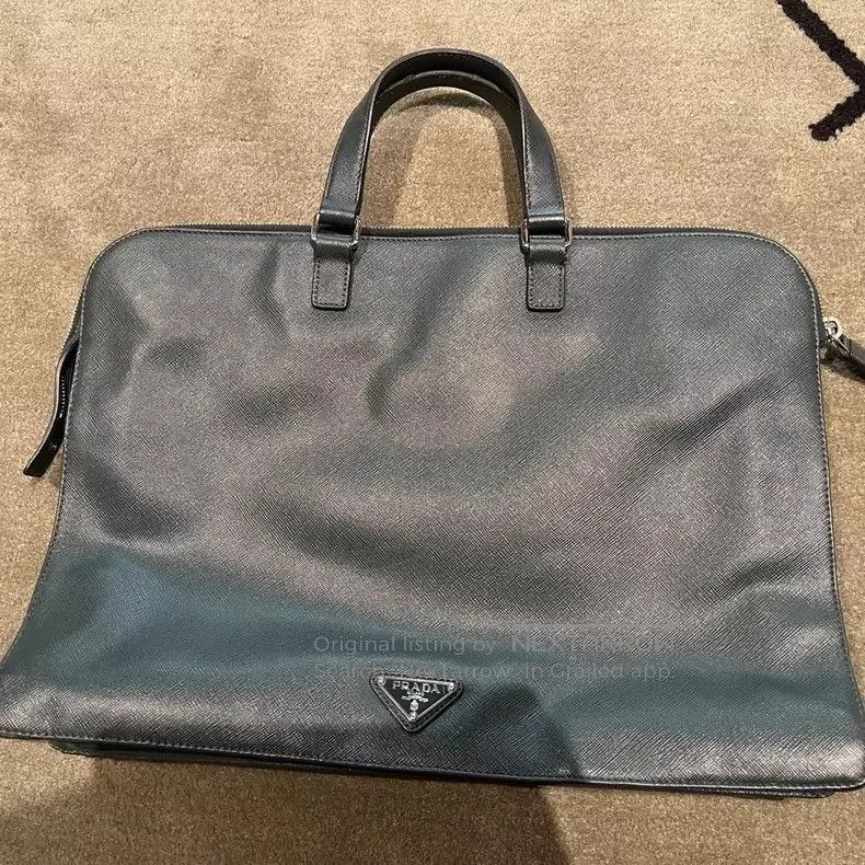 Prada Prada Green Leather Briefcase Handbag. Size ONE SIZE - 1 Thumbnail