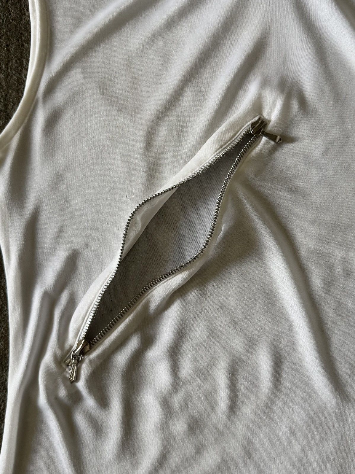 Alexander McQueen Archive Alexander Mcqueen -SS1997 -Zippered Asymmetrical Top Size S / US 4 / IT 40 - 5 Thumbnail