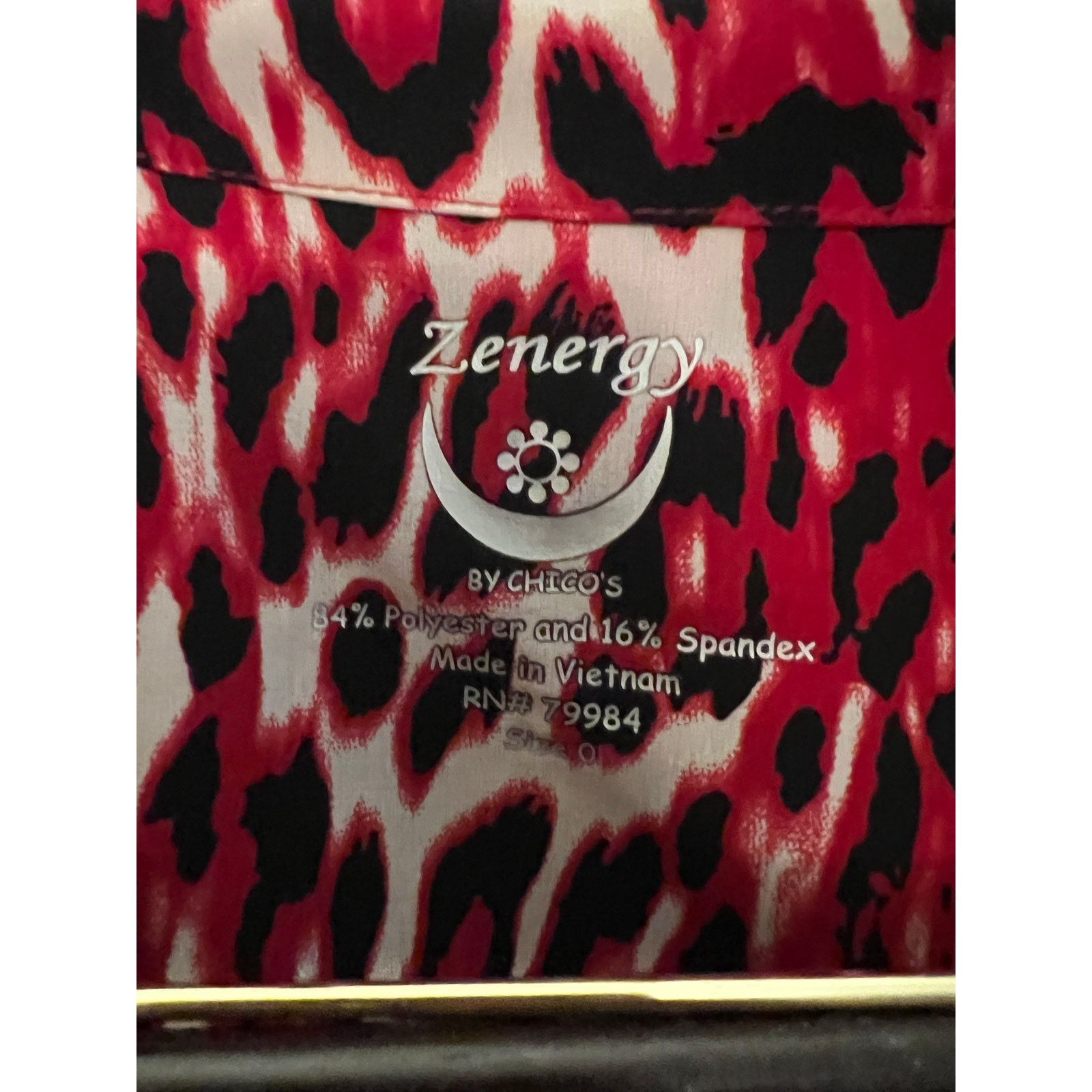 Chicos Chico’s Top Size 0 NWT Animal Print Zip Front Blouse Jacket Size S / US 4 / IT 40 - 5 Thumbnail