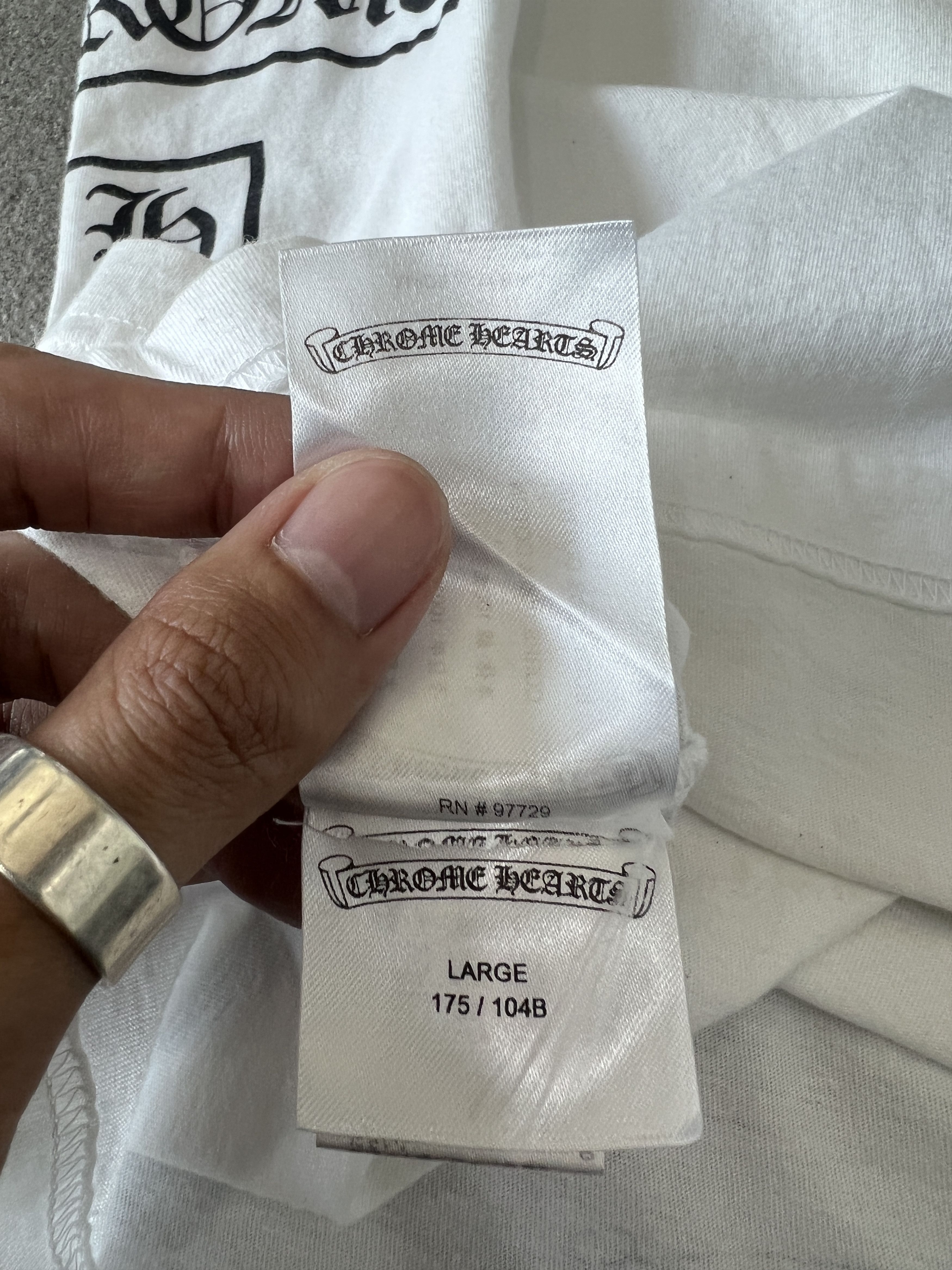 Chrome Hearts Chrome Hearts Pocket Logo Tee White USA Size L Size US L / EU 52-54 / 3 - 9 Thumbnail