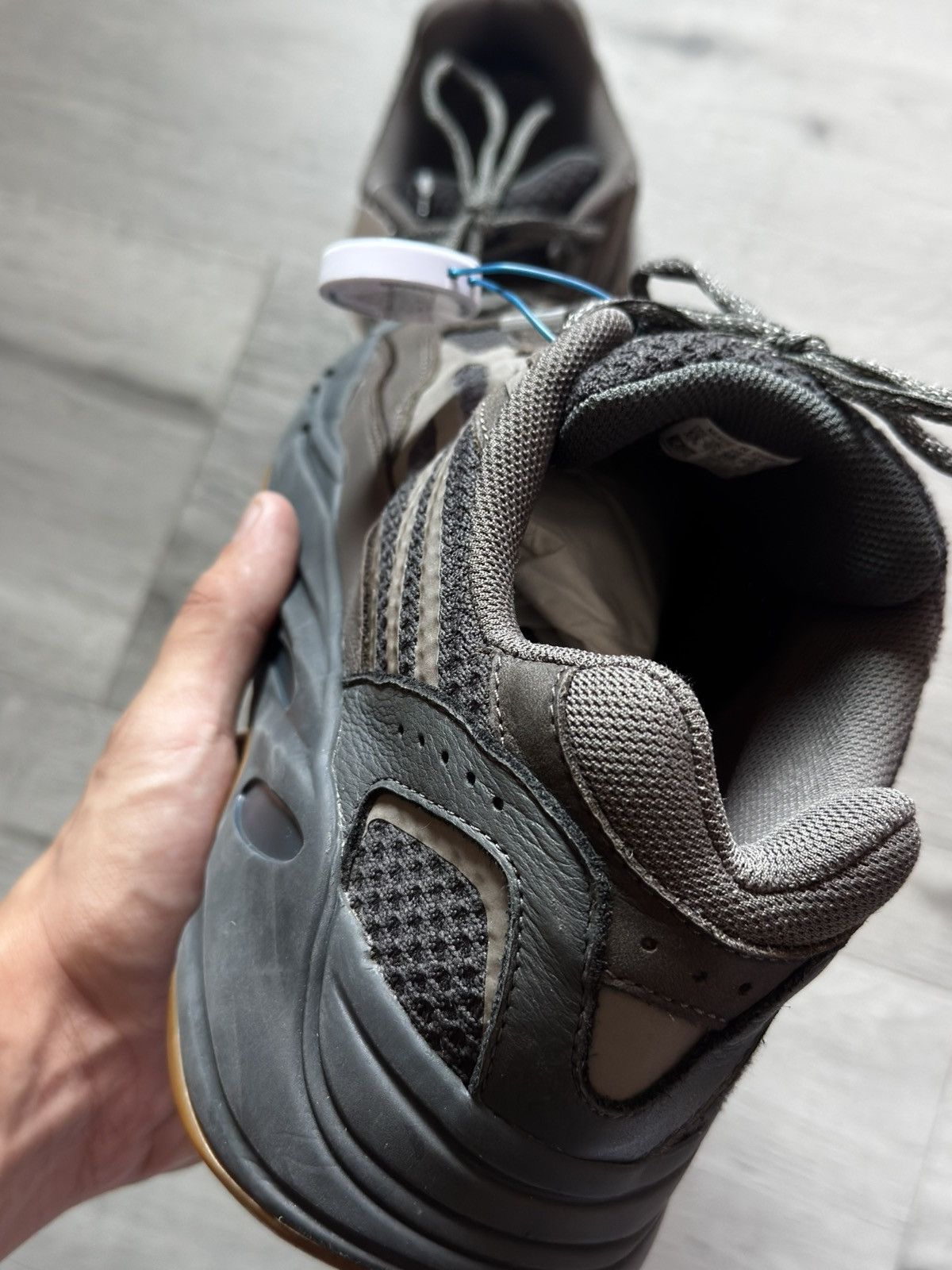 Adidas Adidas Yeezy 700s Size US 12.5 / EU 45-46 - 6 Thumbnail