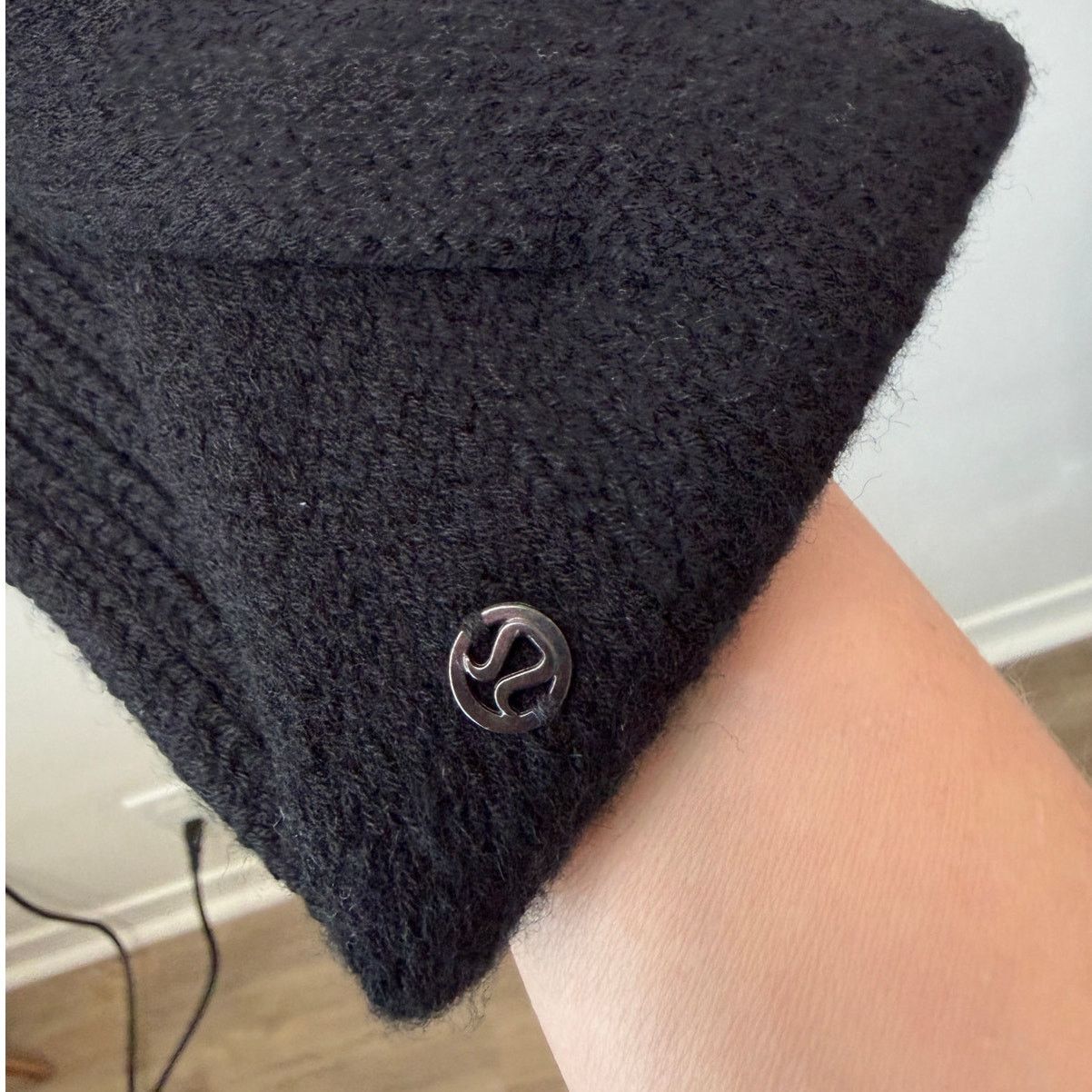 Lululemon Lululemon Twisted Bliss Earwarmer Black One Size Size ONE SIZE - 3 Thumbnail