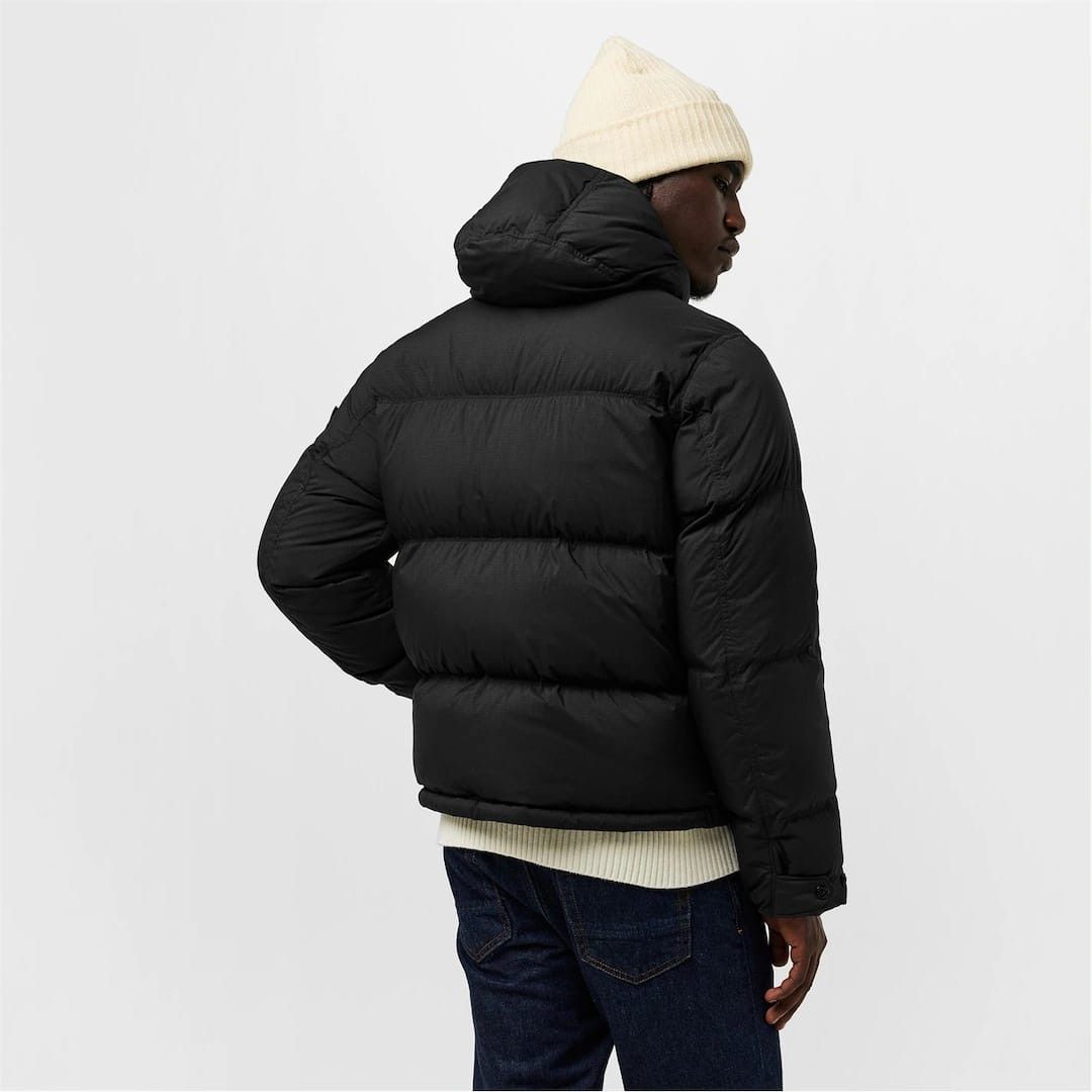 Stone Island o1g2r1mq0526 Quilted Medium Puffer Jacket in Nero Size US M / EU 48-50 / 2 - 4 Thumbnail