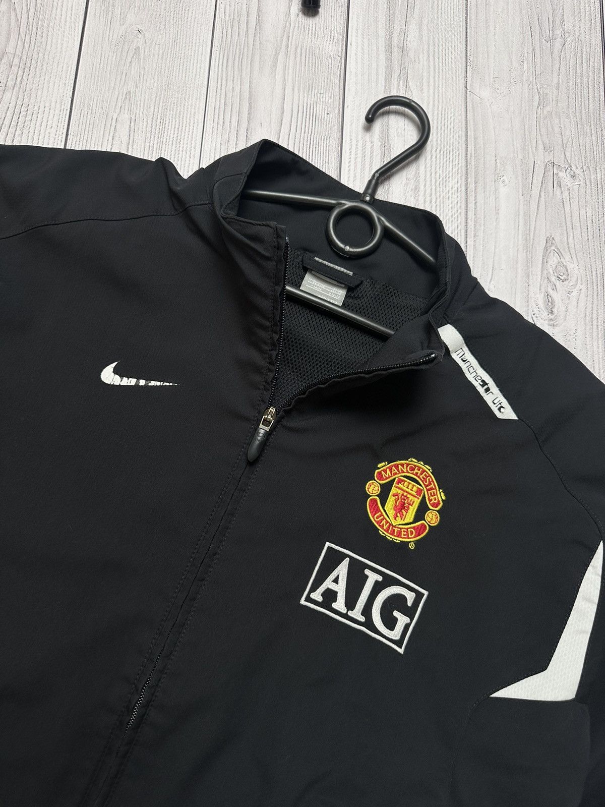 Nike × Vintage Vintage Nike Manchester United soccer jacket size L logo Size US L / EU 52-54 / 3 - 3 Thumbnail