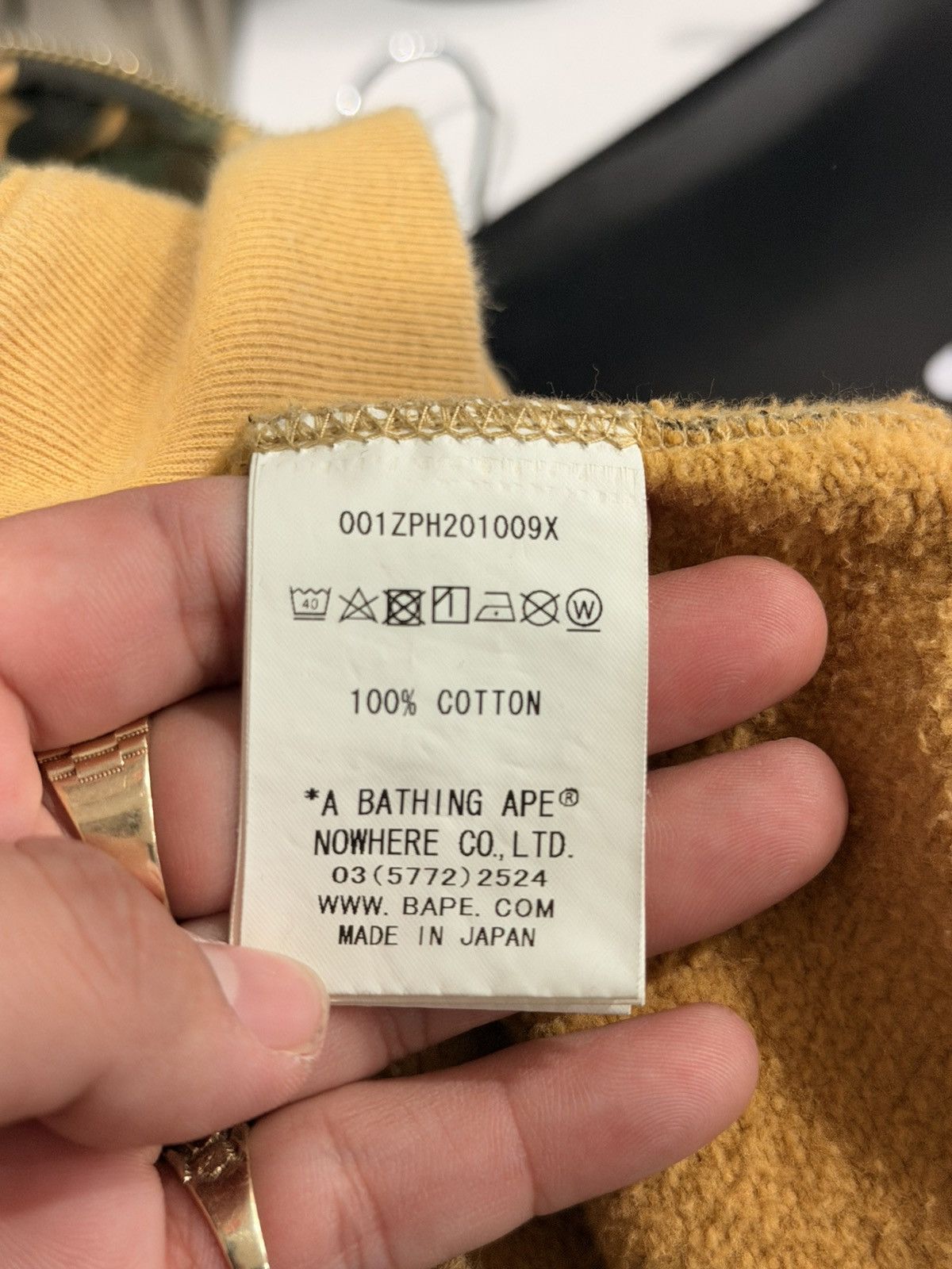Bape BAPE Shark Full Zip Hoodie – Yellow Camo – Medium – PreOwned Size US M / EU 48-50 / 2 - 6 Thumbnail