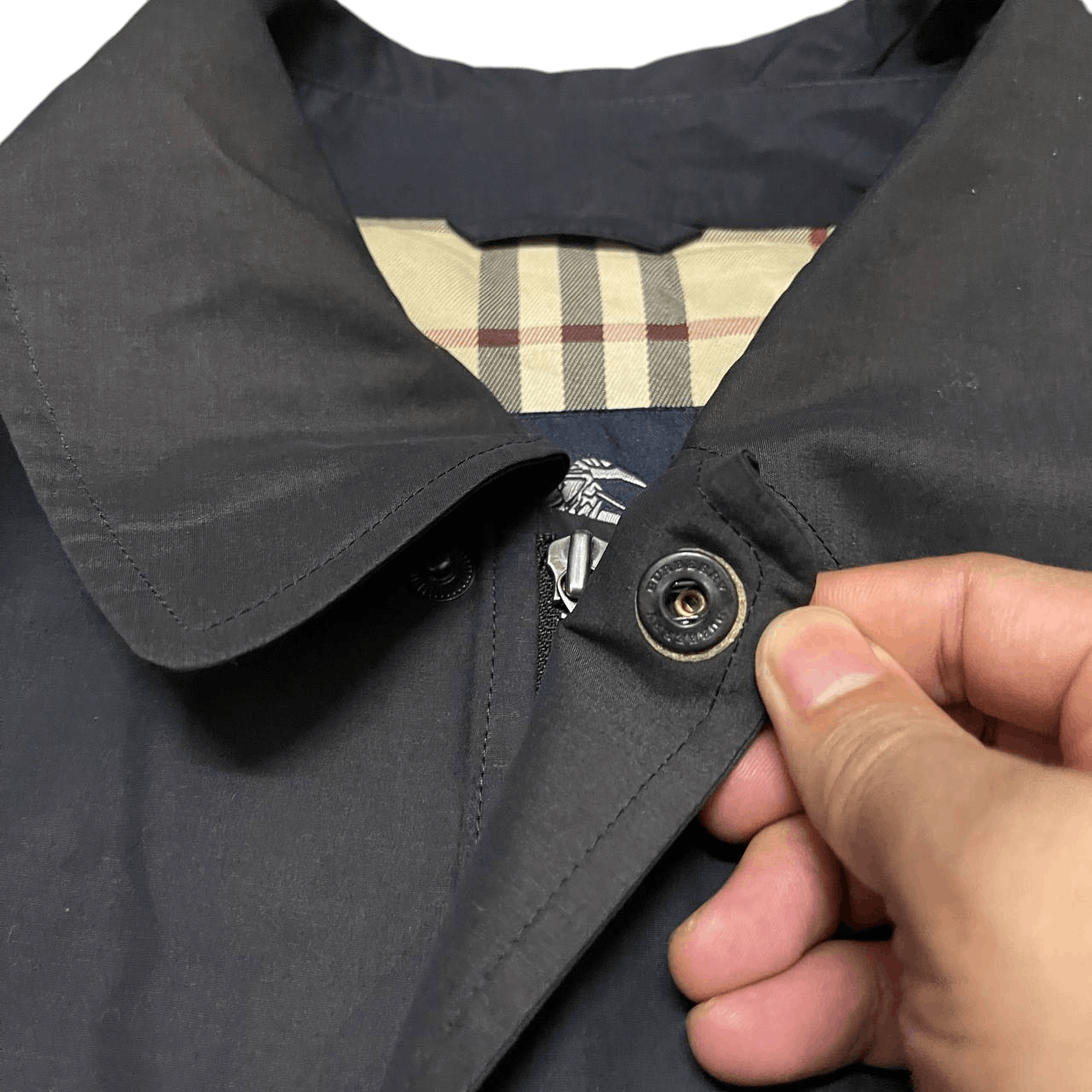 Burberry Vintage Burberry London Nova Check Sunfaded Trench Coat Size US L / EU 52-54 / 3 - 8 Thumbnail