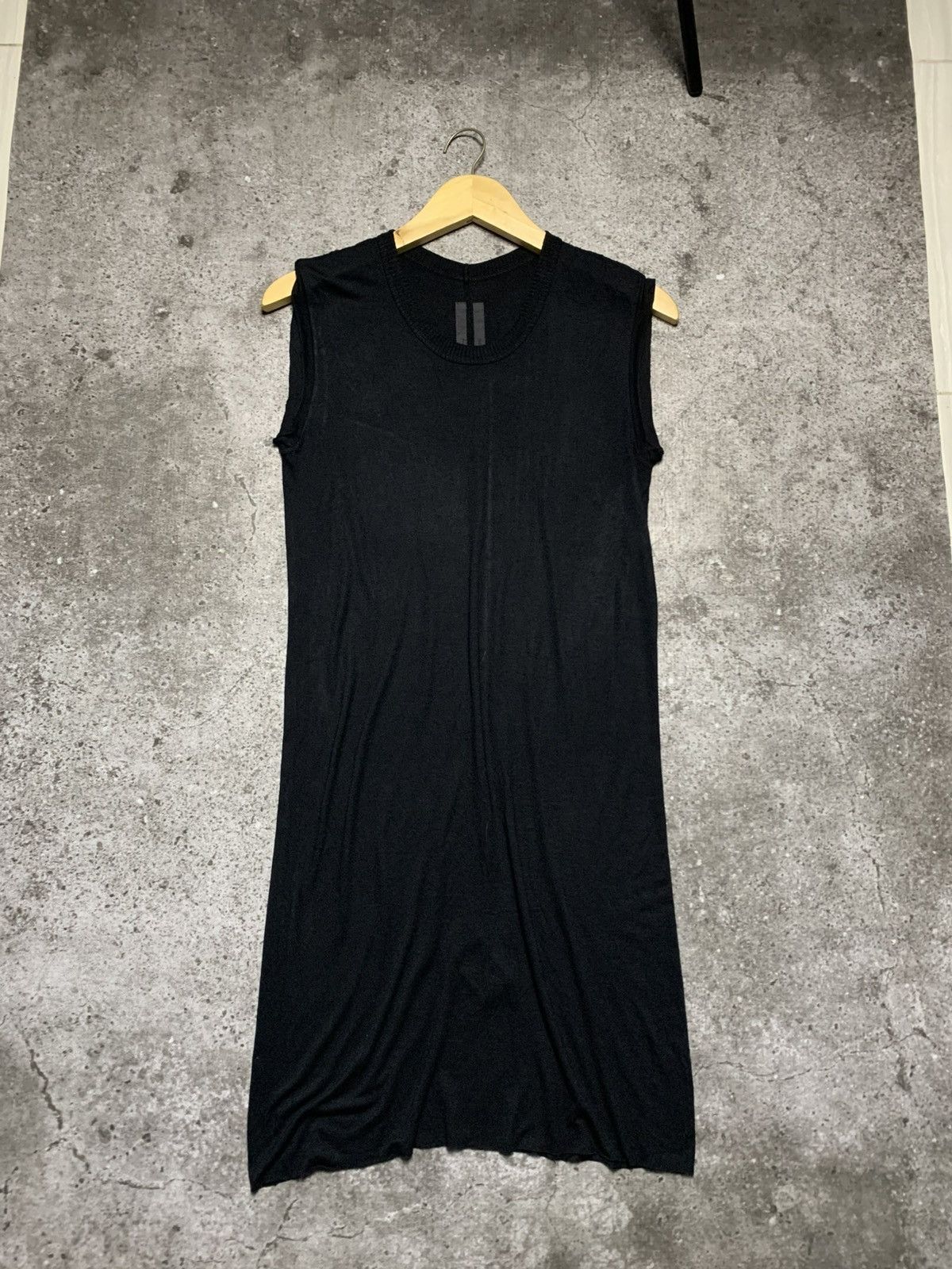 Rick Owens Rick Owens Mainline Bias Cut Anthem SS/11 Sleevelees Tee Size XS / US 0-2 / IT 36-38 - 1 Thumbnail
