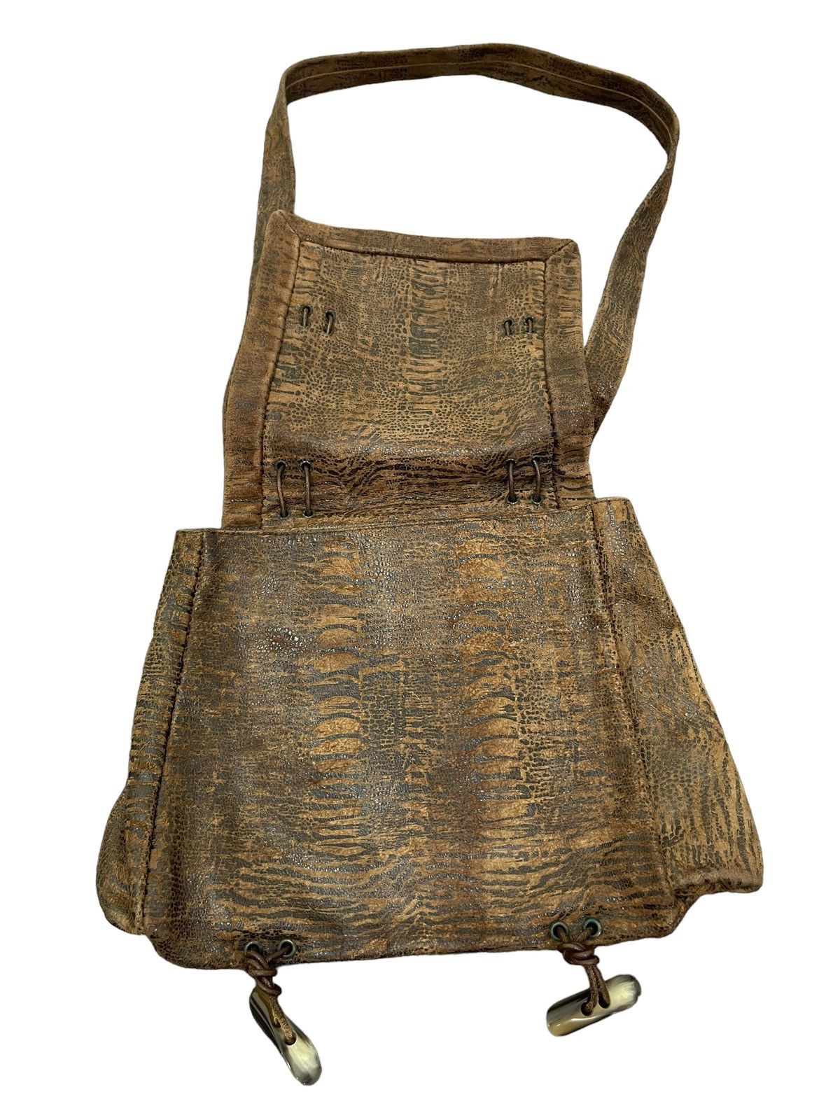 Genuine Leather Full Leather Patina Nicoli Cross Body Bag 3🟩 Size ONE SIZE - 11 Thumbnail