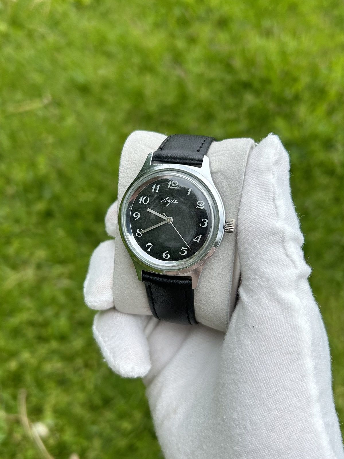 Vintage Vintage Watch Luch Soviet USSR Mechanical Retro 1970s Size ONE SIZE - 4 Thumbnail