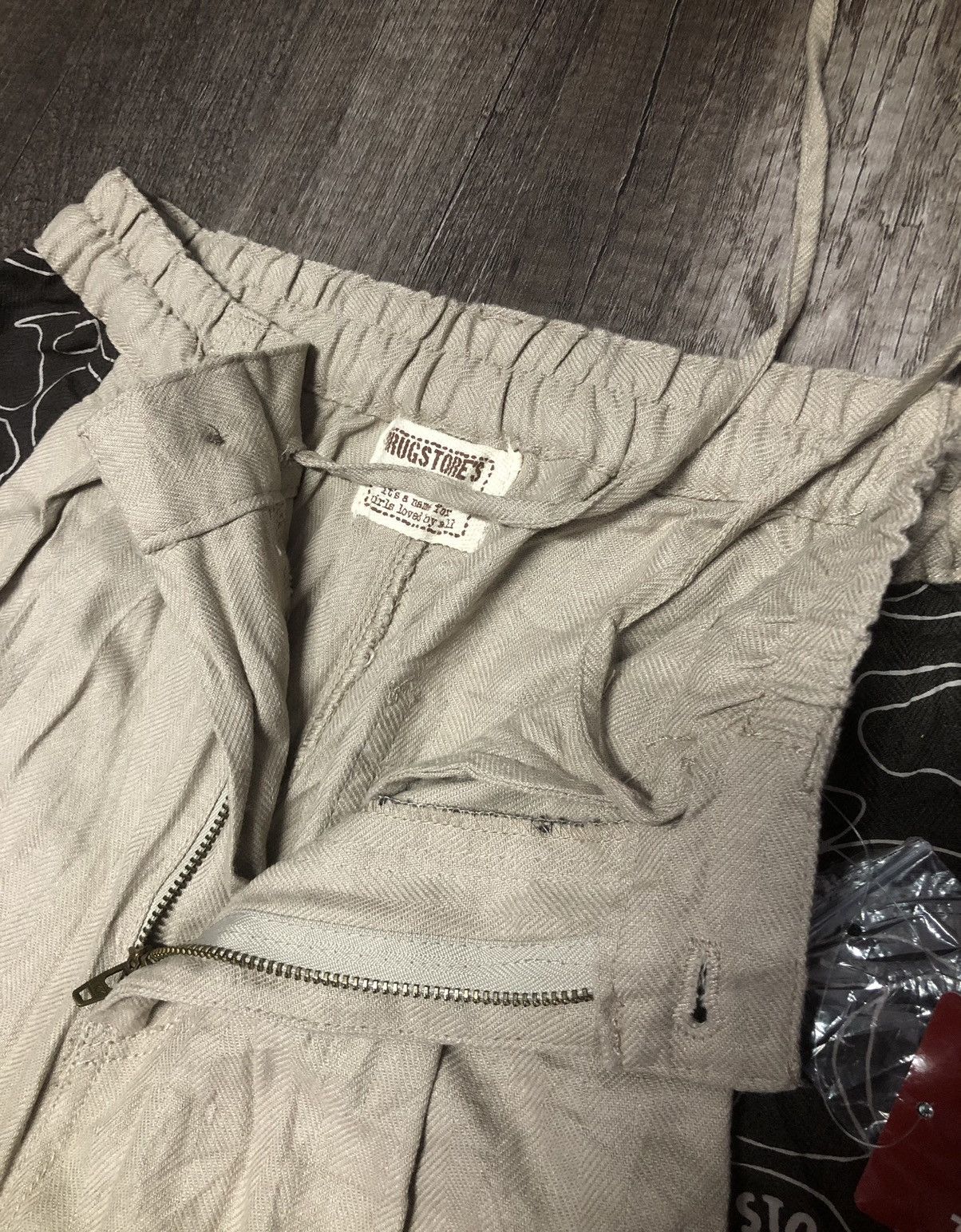 Japanese Brand Drug Store Casual pant Cargo style (Unisex) Size US 30 / EU 46 - 21 Thumbnail