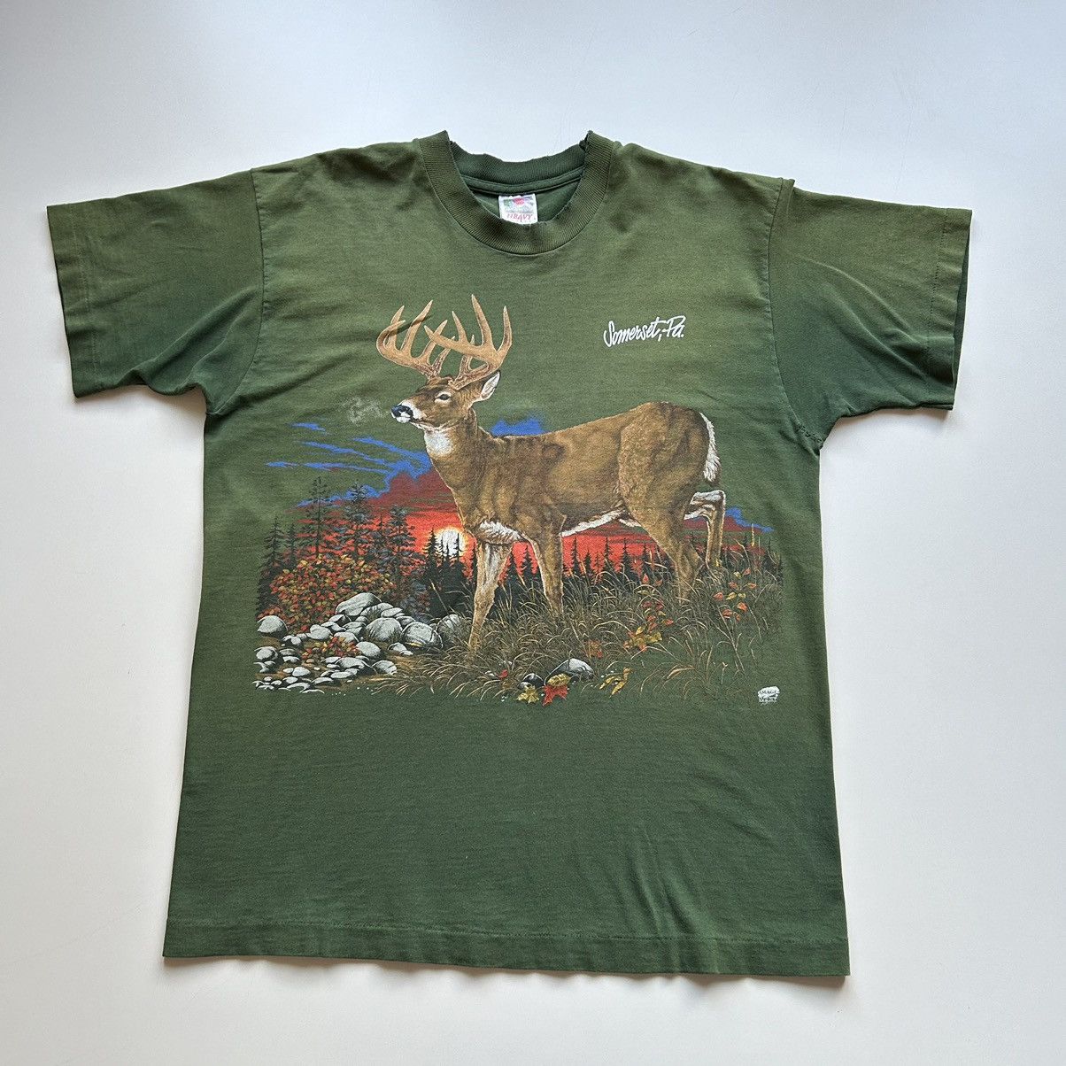 Vintage Vintage 90s Deer Wildlife Nature Art Graphic Faded T Shirt Size US L / EU 52-54 / 3 - 1 Thumbnail