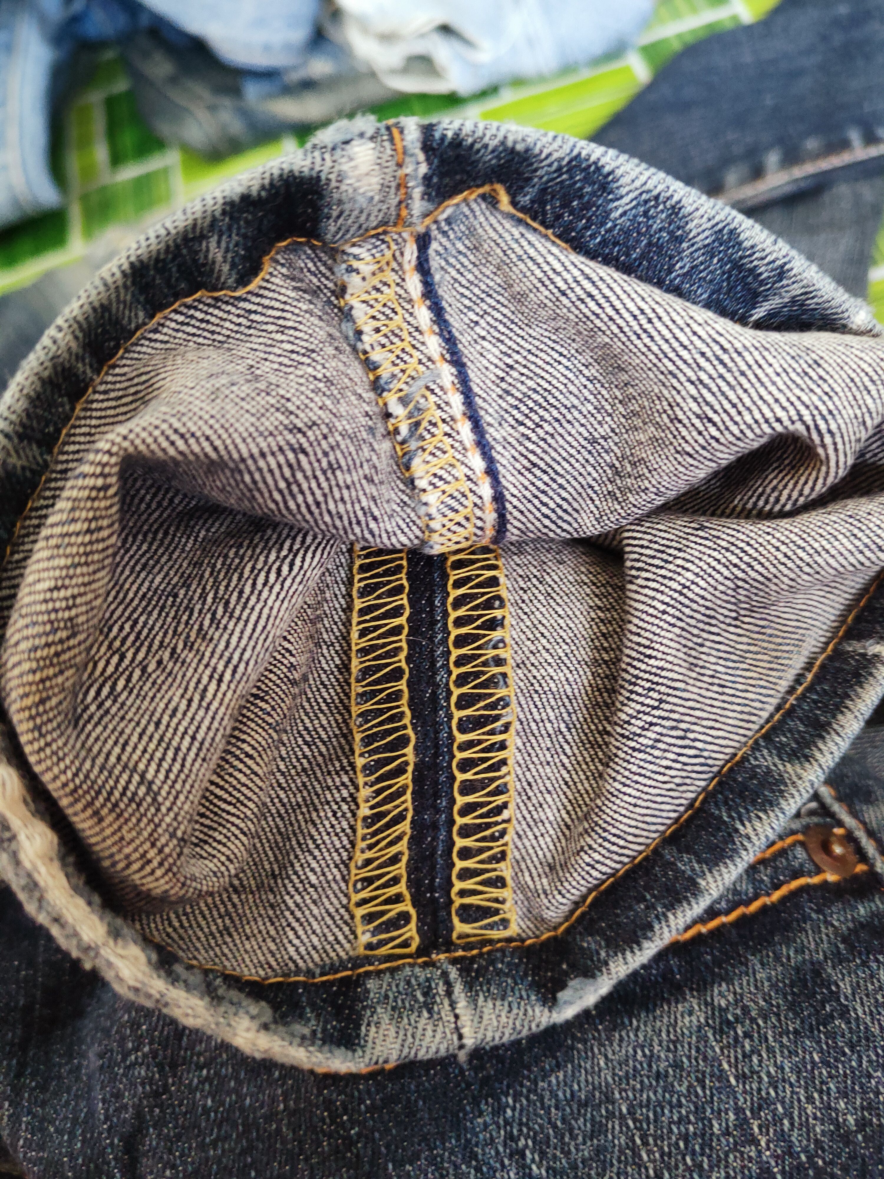 Levi's 705 Levi's Dark Blue Distressed Ripped Jeans #S2709 Size US 31 - 13 Thumbnail