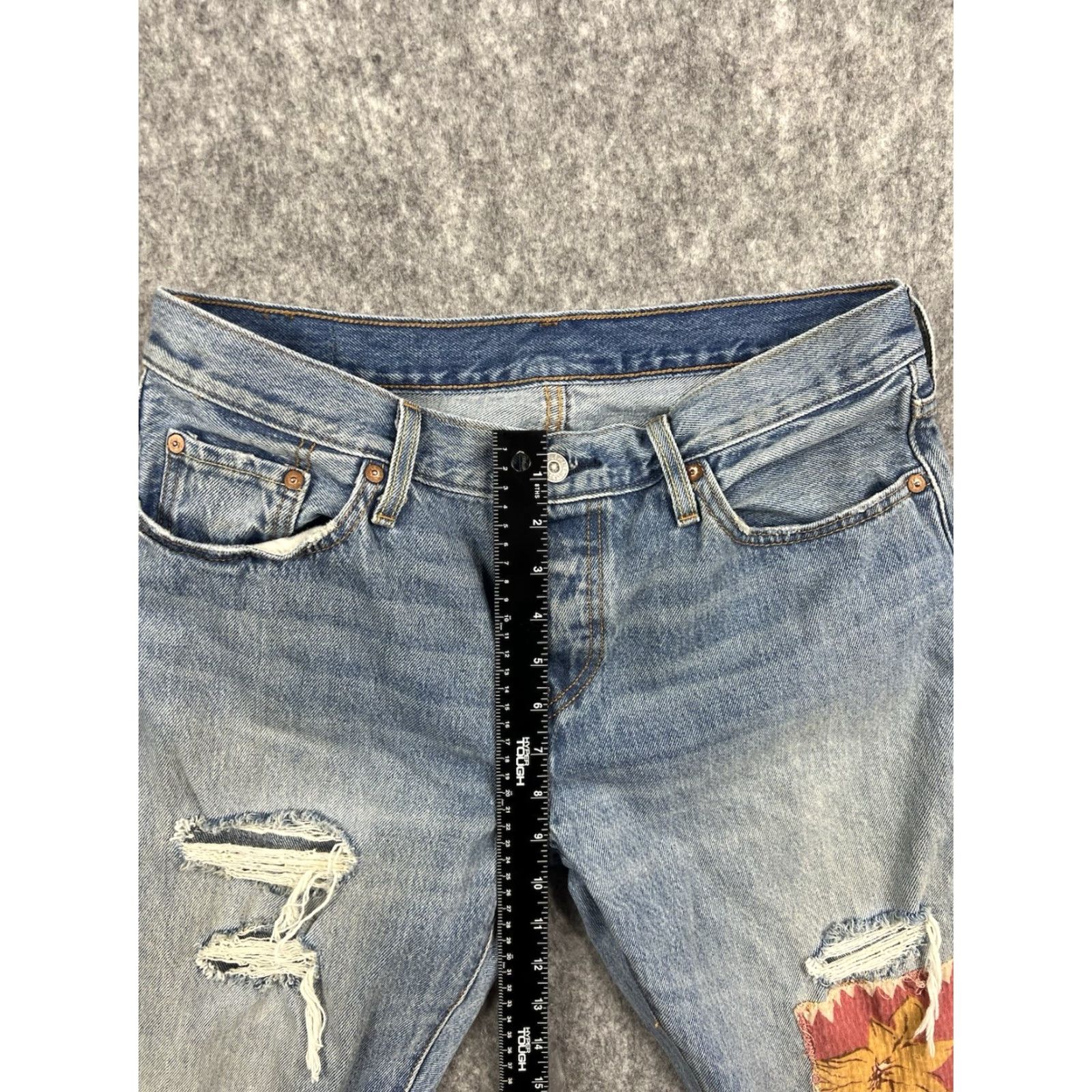 Levi's Levi's 501 CT Jeans Mens/Womens Distressed Blue Denim 28x32 Regular Fit Tapered Short/Medium Rise Low Rise 8-10in Belt Loops 5-Pocket Size 28" / US 6 / IT 42 - 5 Thumbnail