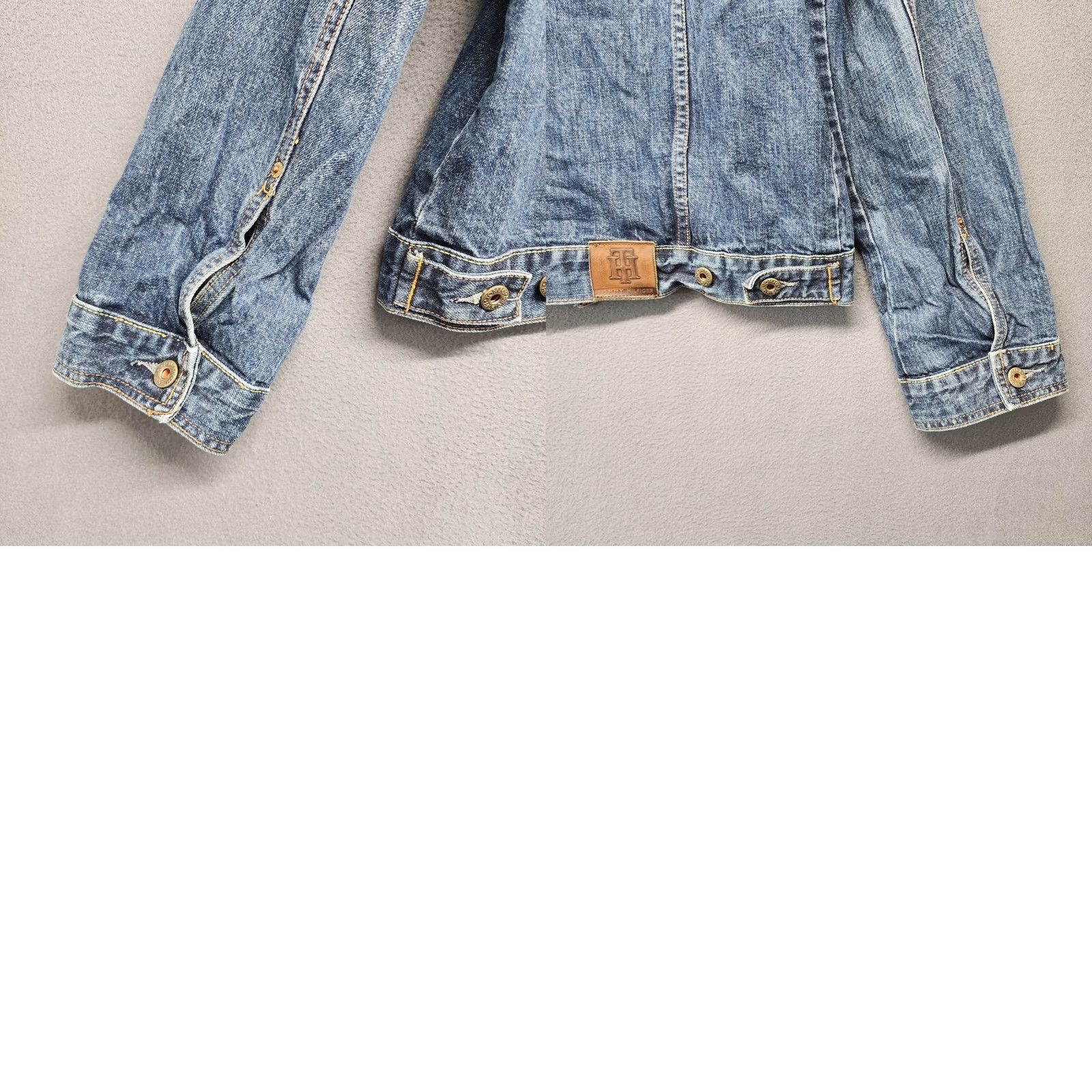 Tommy Hilfiger VINTAGE Tommy Hilfiger Jean Jacket Mens XL Blue Denim Trucker Y2K Jacket Mens XL Blue Denim Trucker Button Closure Vintage Mens Size US 36 / EU 52 - 10 Thumbnail