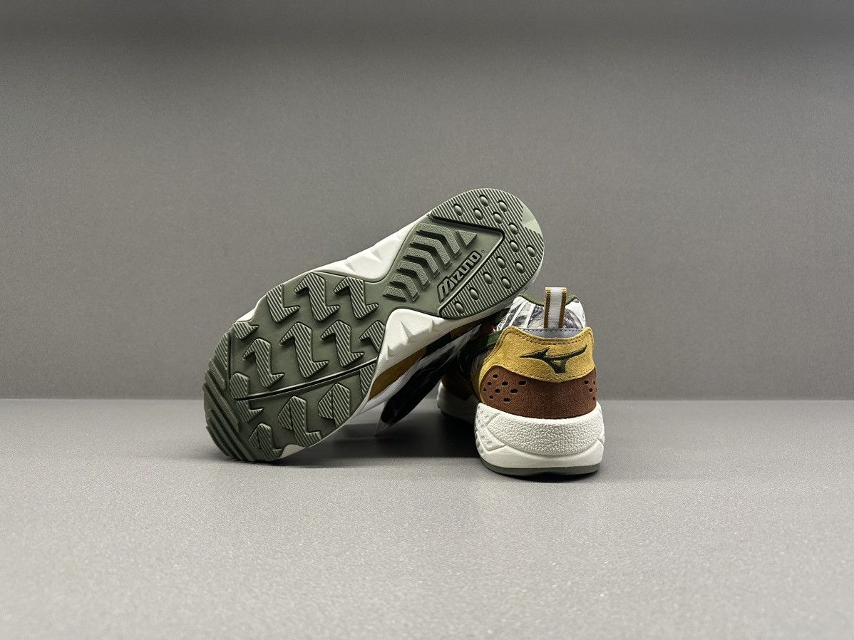Mizuno Mizuno Contender 24karats x mita sneakers Size US 10.5 / EU 43-44 - 9 Thumbnail