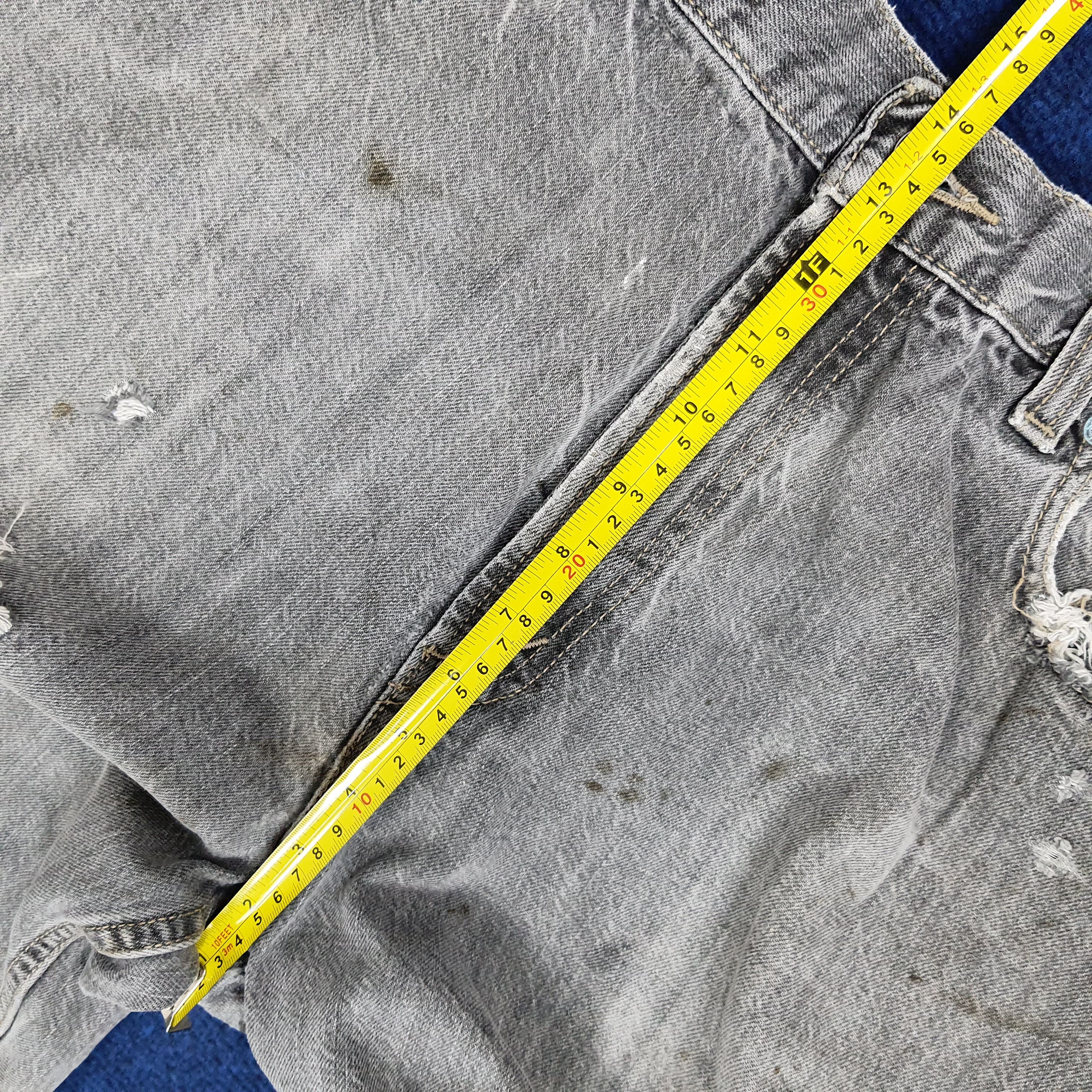 Levi's × Vintage Vintage Levi's 569 Loose Distressed Short Jeans Size US 36 / EU 52 - 13 Thumbnail