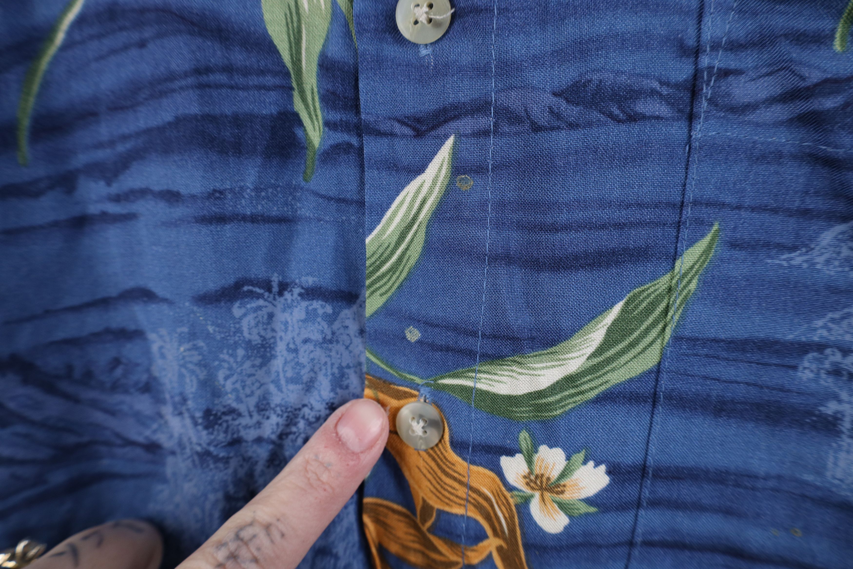 Vintage Vintage 90s Streetwear Gabardine Hawaiian Button Shirt Size US M / EU 48-50 / 2 - 5 Thumbnail