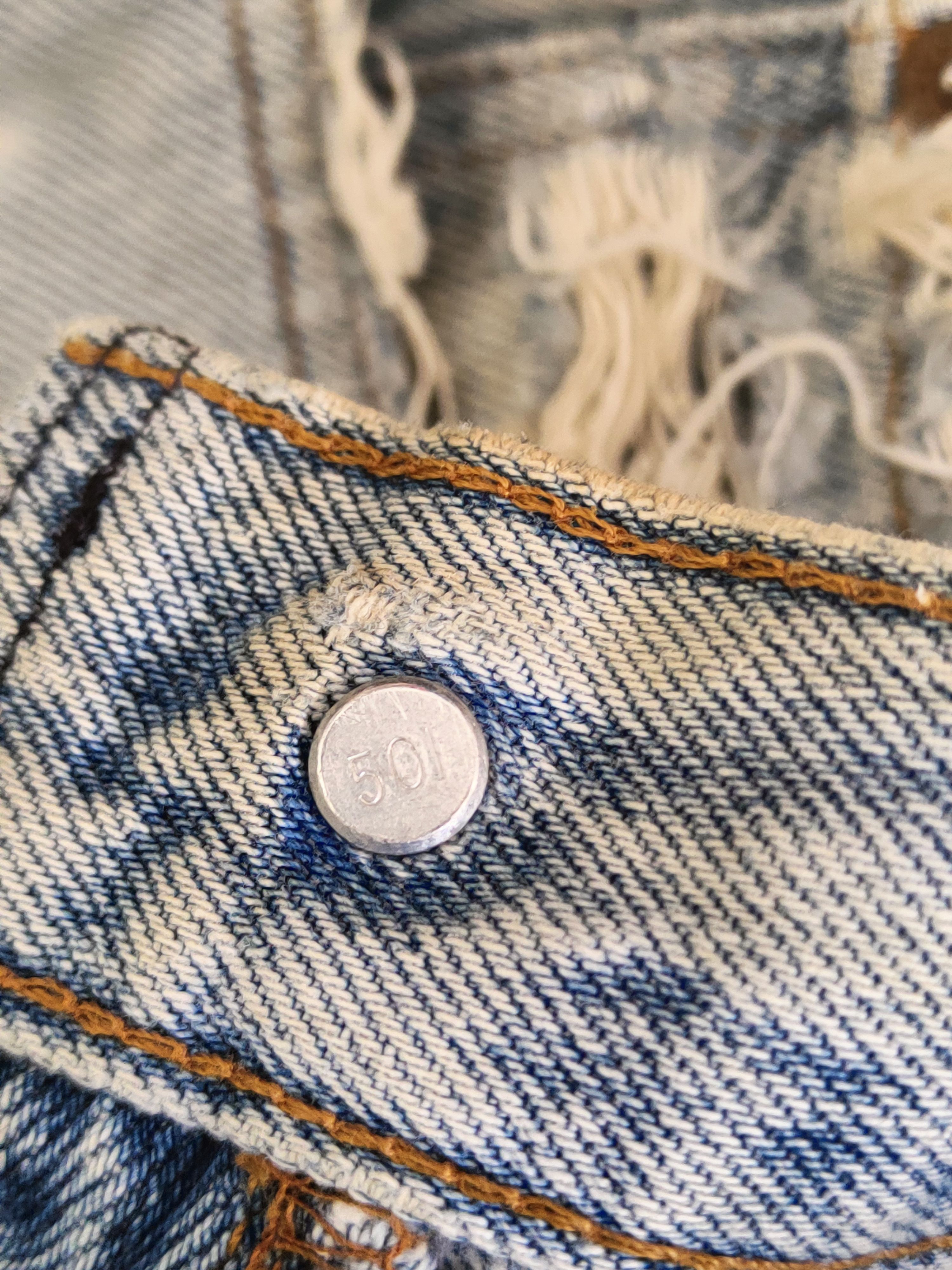 Levi's DL Vintage 80' Levi's Distressed Ripped Denim Jeans #S2846 Size US 28 / EU 44 - 17 Thumbnail