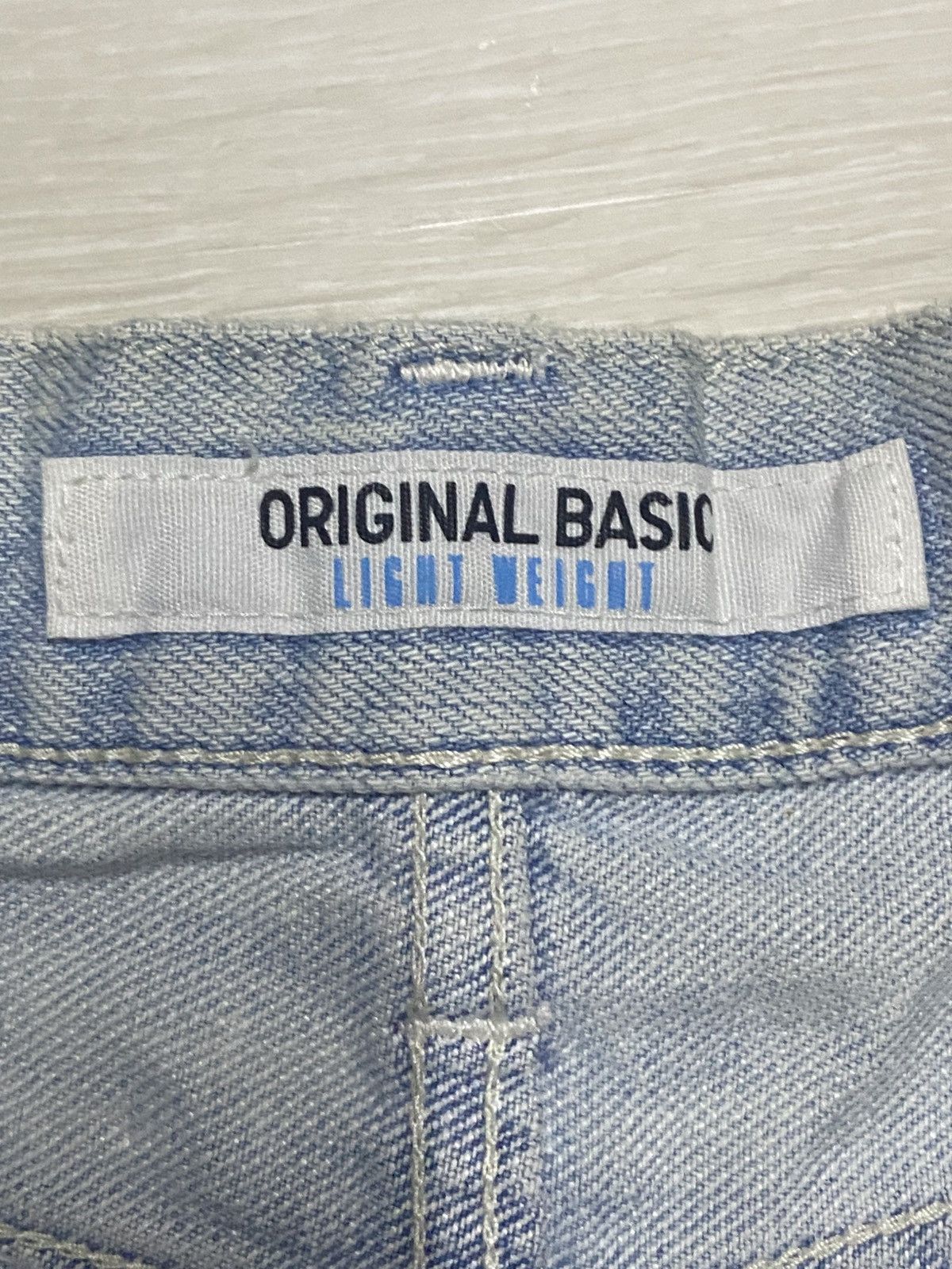 Uniqlo Vintage Japanese Brand uniqlo Faded Wash Distressed Jeans Size US 31 - 13 Thumbnail