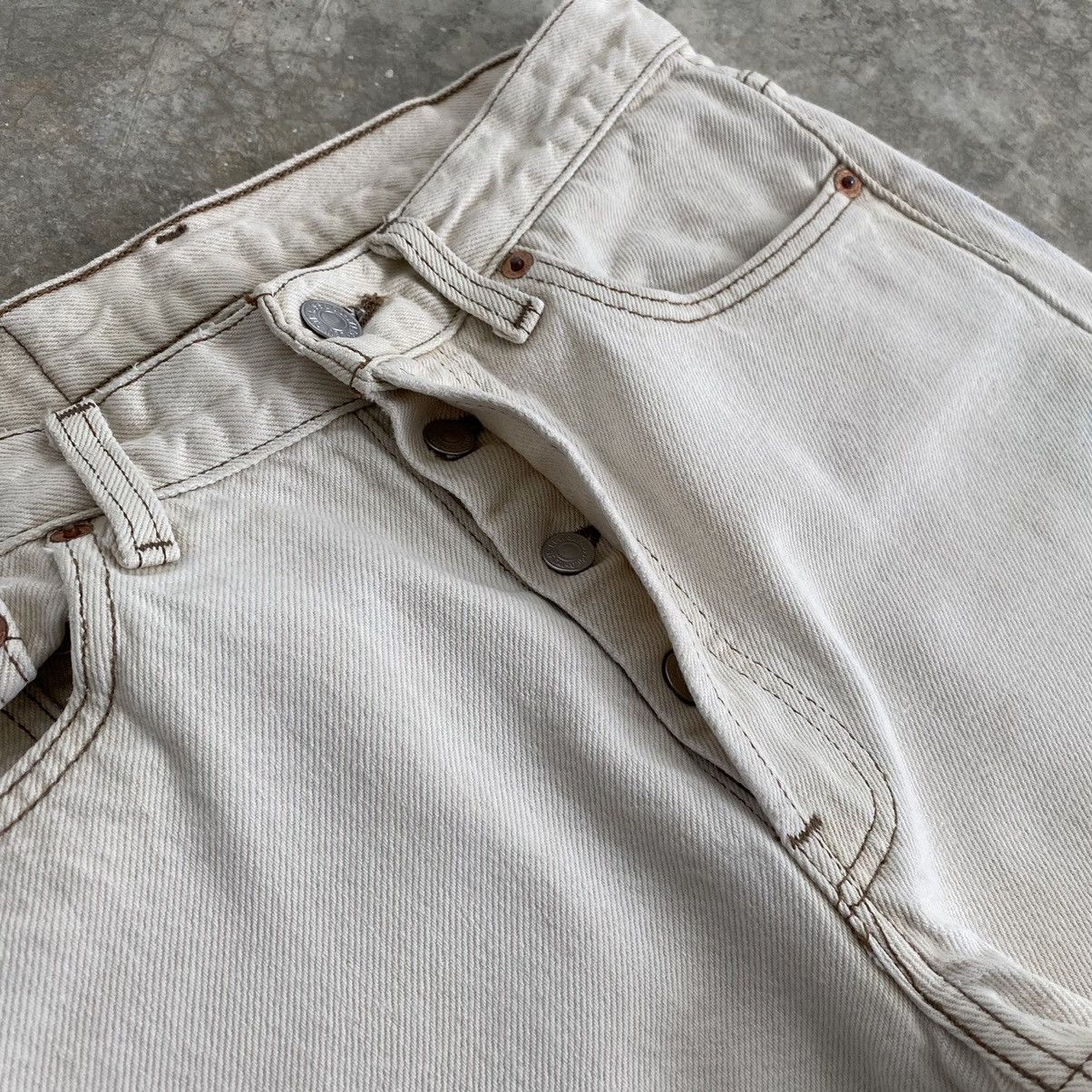Levi's Size 27x33 Vintage 90’s Levis 501 Off White Denim Jeans Size US 27 - 11 Thumbnail