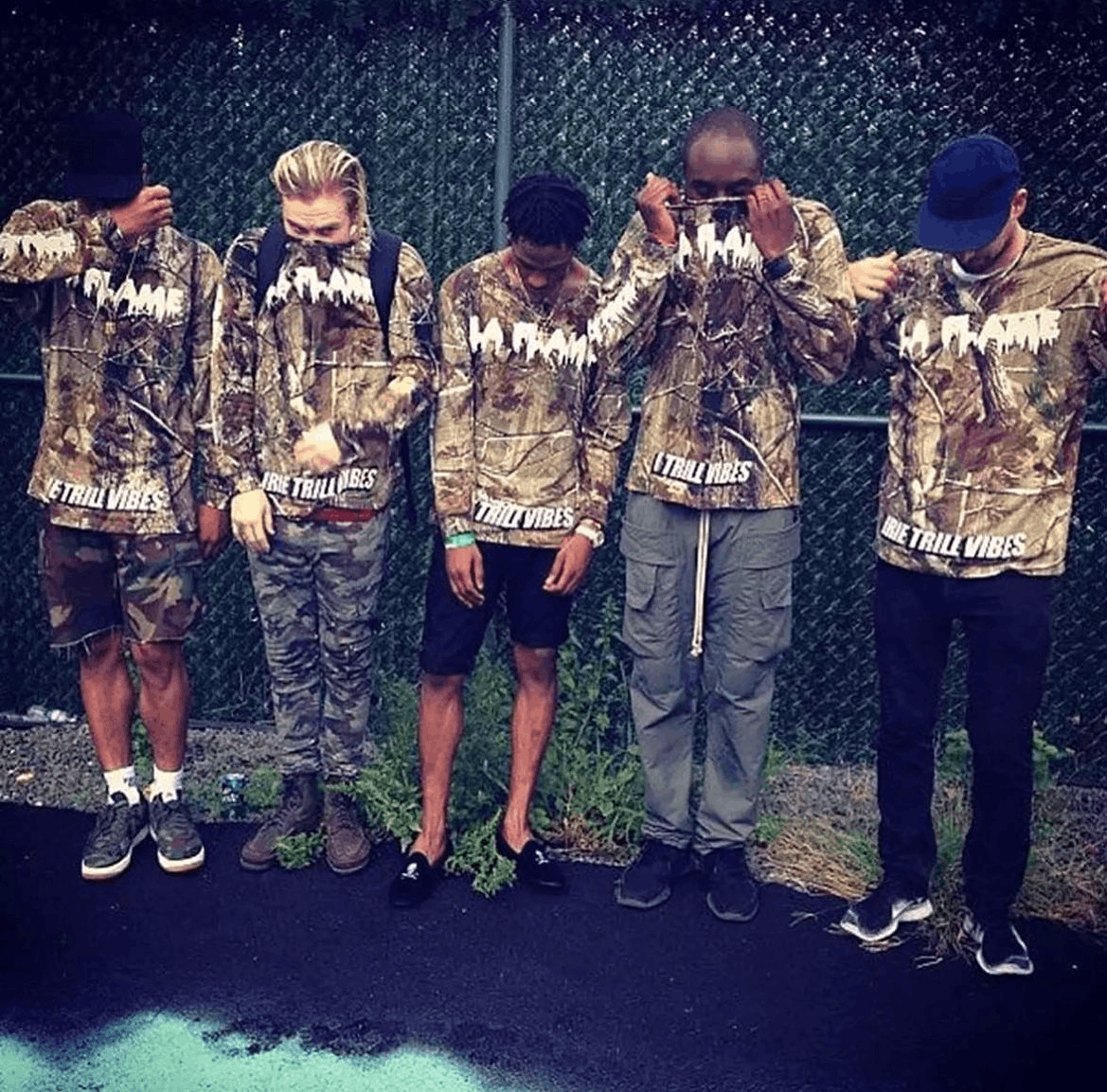 Been Trill Been Trill Travis Scott LA FLAME Realtree Camo Long Sleeve Size US S / EU 44-46 / 1 - 9 Thumbnail