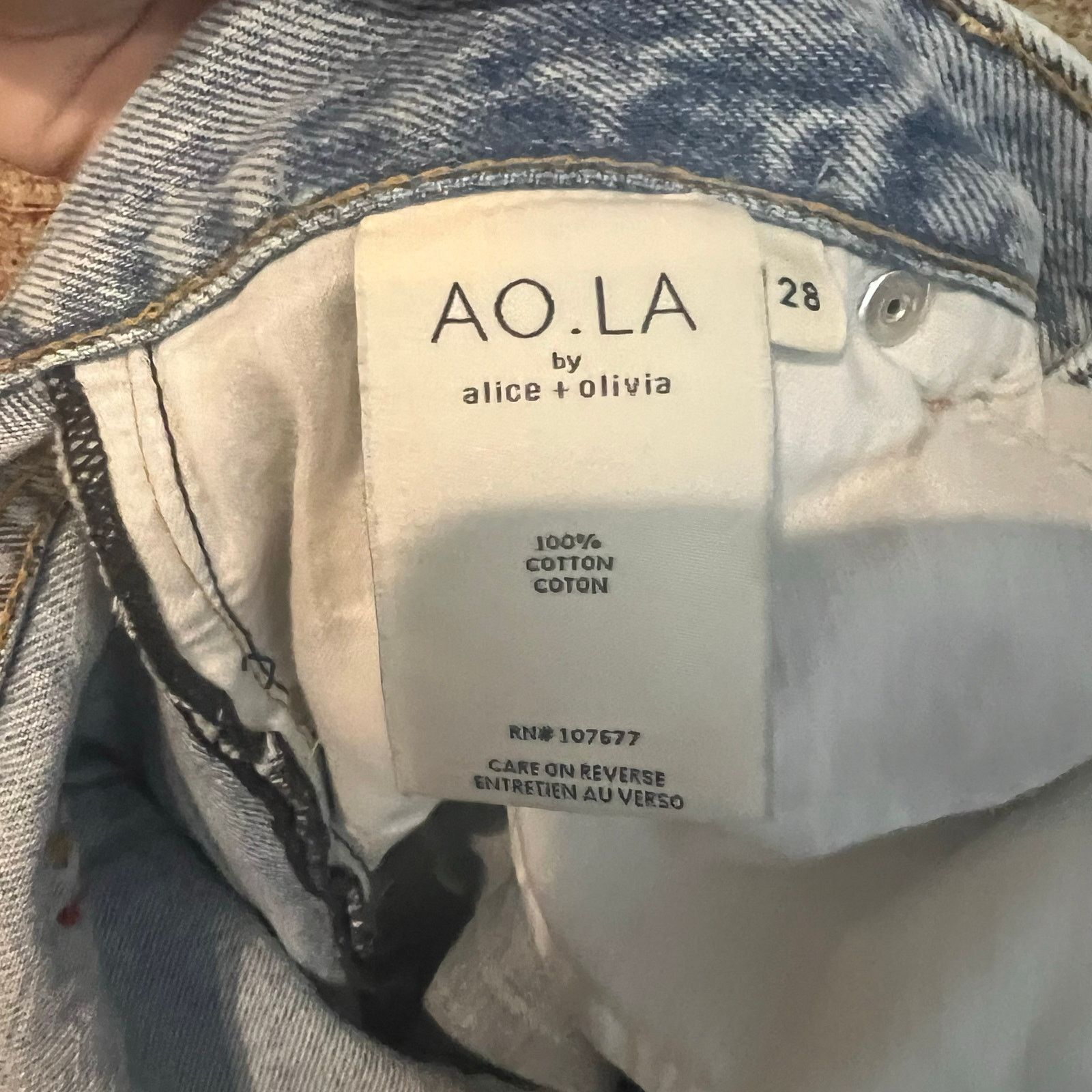 Alice + Olivia AO.LA Alice + Olivia Distressed Straight Leg Jeans 6/28 Blue Size 28" / US 6 / IT 42 - 5 Thumbnail