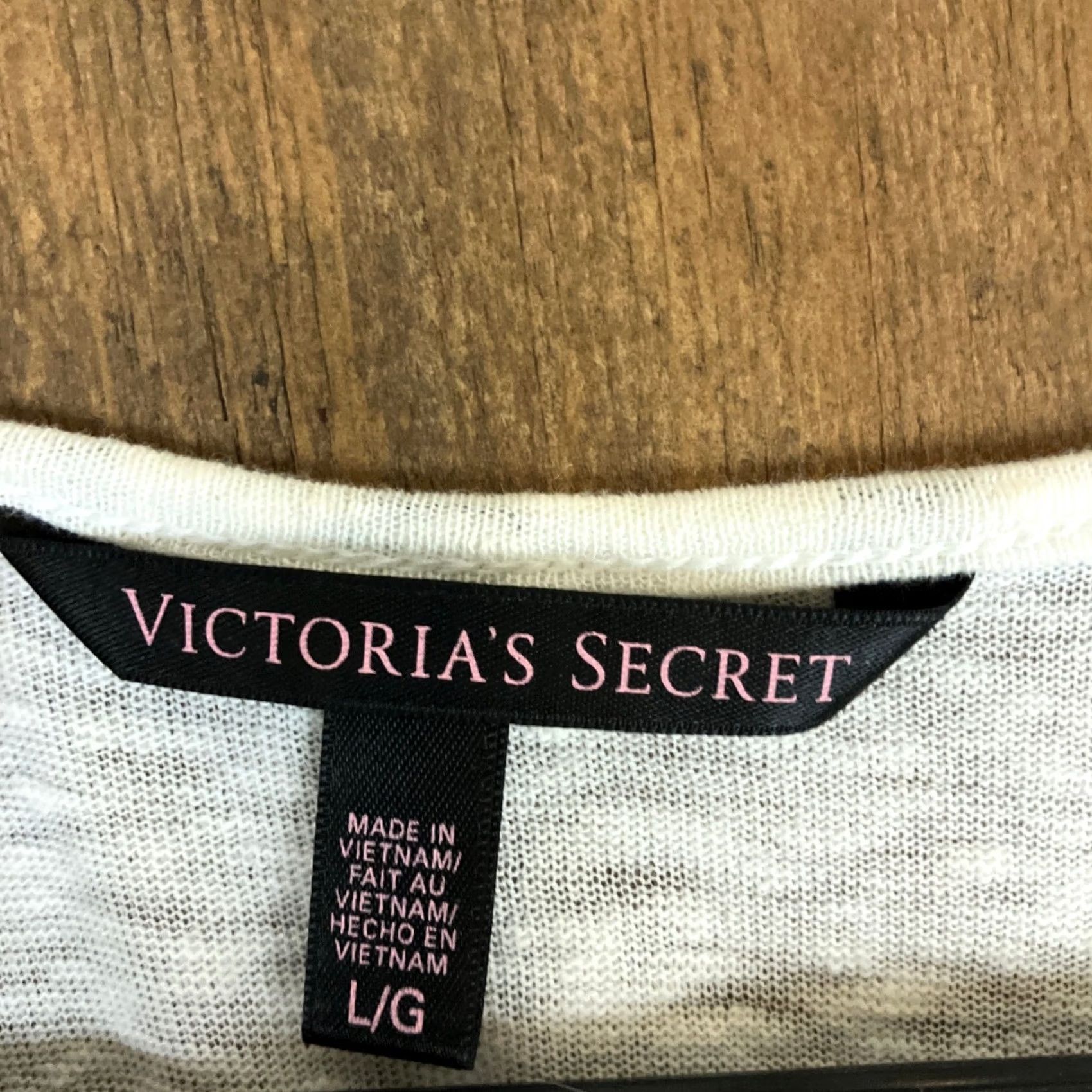Victoria's Secret Victoria's Secret Womens Shirt White Lace Cape Scoop Neck Semi Sheer Large Size L / US 10 / IT 46 - 6 Thumbnail