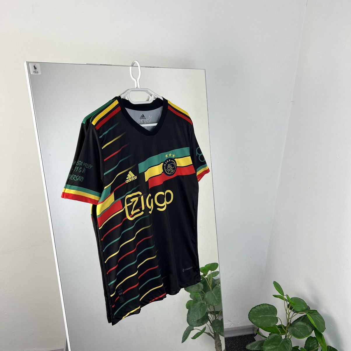 Bob Marley Vintage Adidas Ajax Bob Marley Bootleg Humor Jersey T-Shirt Size US S / EU 44-46 / 1 - 1 Thumbnail