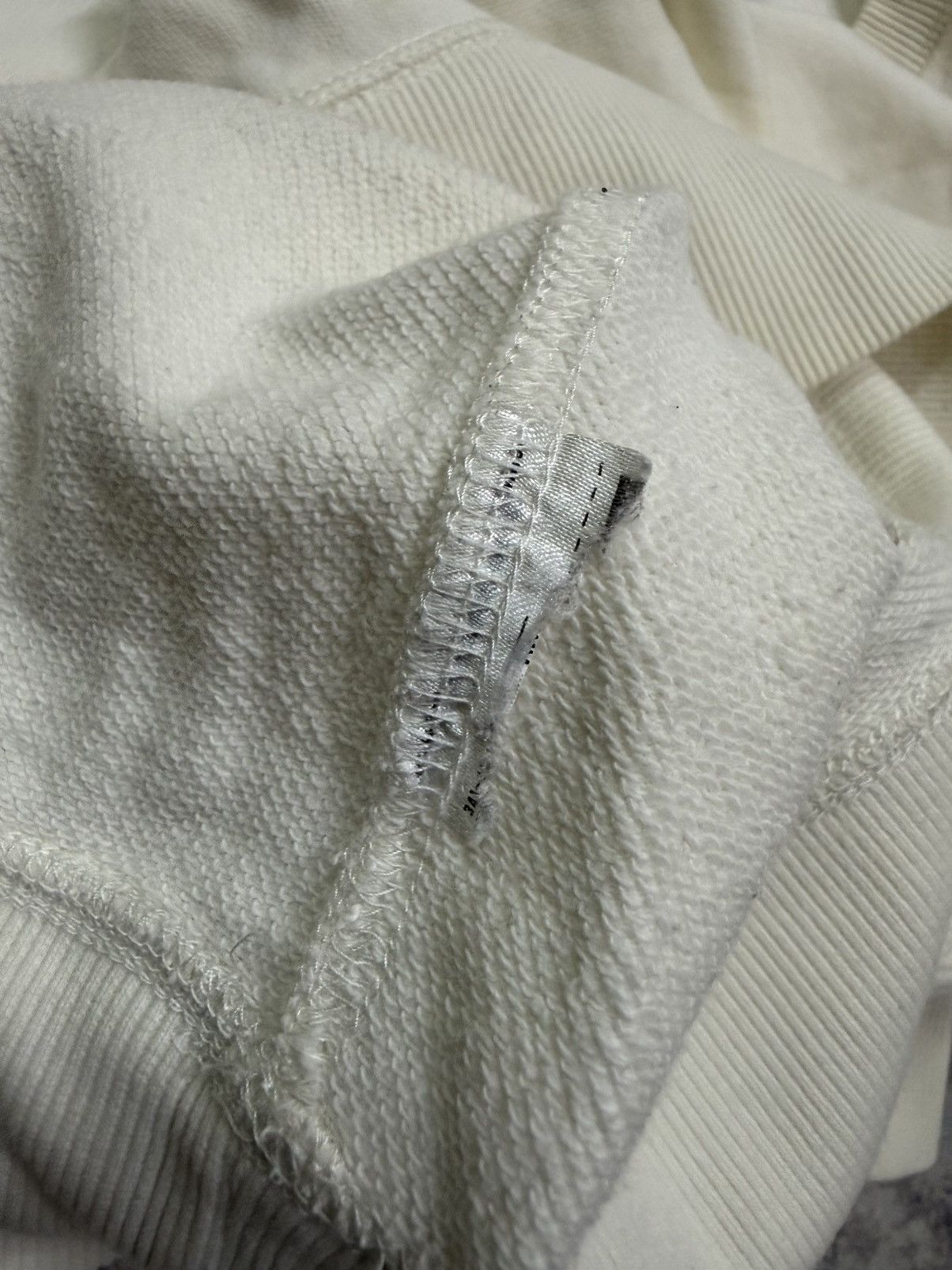 Kaws × Uniqlo Uniqlo Kaws Sweatshirt Size US S / EU 44-46 / 1 - 9 Thumbnail