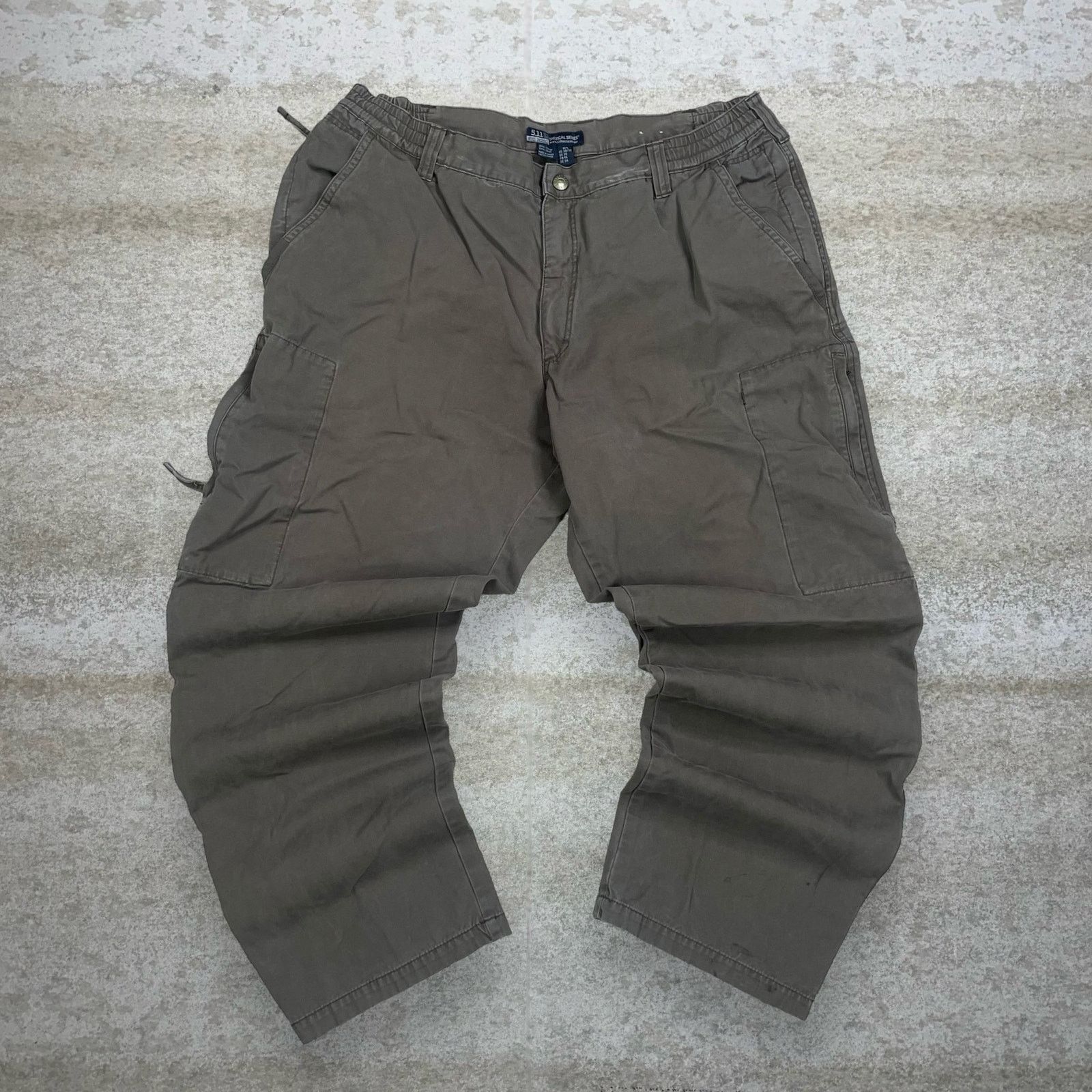 5.11 Vintage 90s 5.11 Tactical Pants 38x32 Baggy Green Cargos Size US 38 / EU 54 - 1 Thumbnail