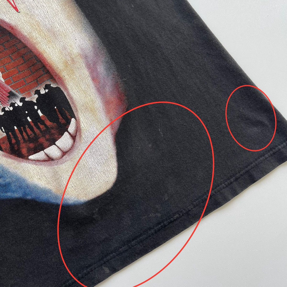 Pink Floyd × Vintage Pink Floyd The Wall Face Scream 90’s Vintage T-Shirt Black Size US M / EU 48-50 / 2 - 10 Thumbnail