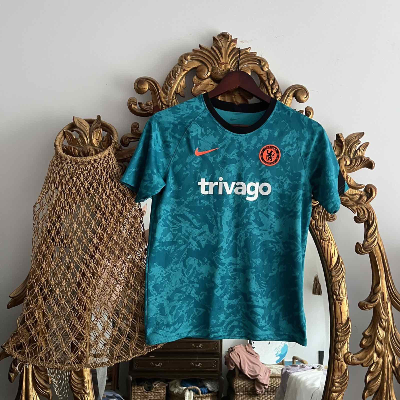 Nike Nike Chelsea Soccer training lSoccer jersey 2024 trivago Size US S / EU 44-46 / 1 - 1 Thumbnail