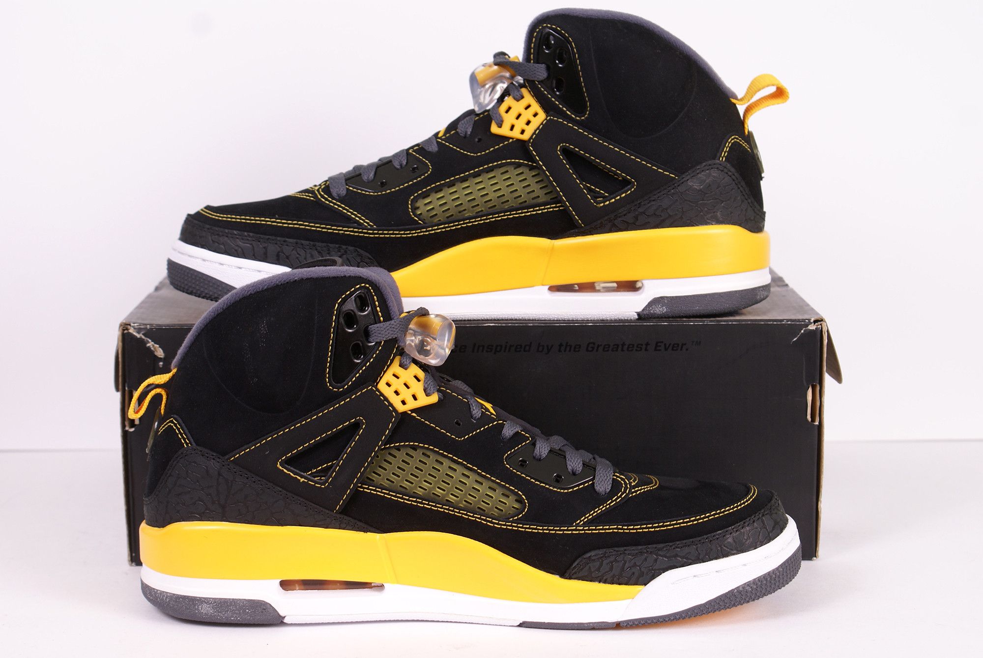 Jordan Brand 2013 Nike Air Jordan Spizike UNIVERSITY GOLD 315371 030 Size US 12.5 / EU 45-46 - 2 Thumbnail