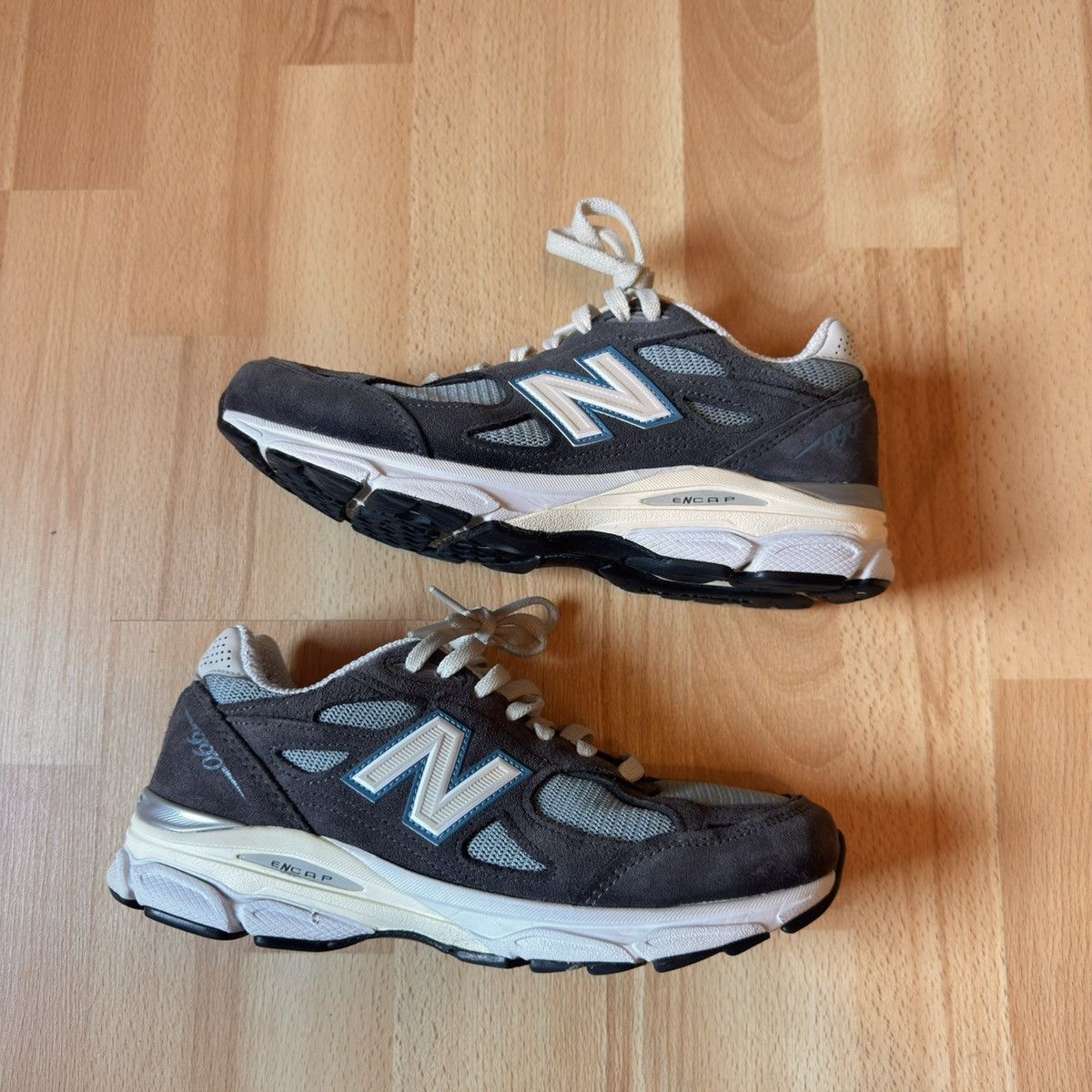 Kith × New Balance Kith x New balance 990v3 steel blue Size US 6.5 / EU 39-40 - 3 Thumbnail