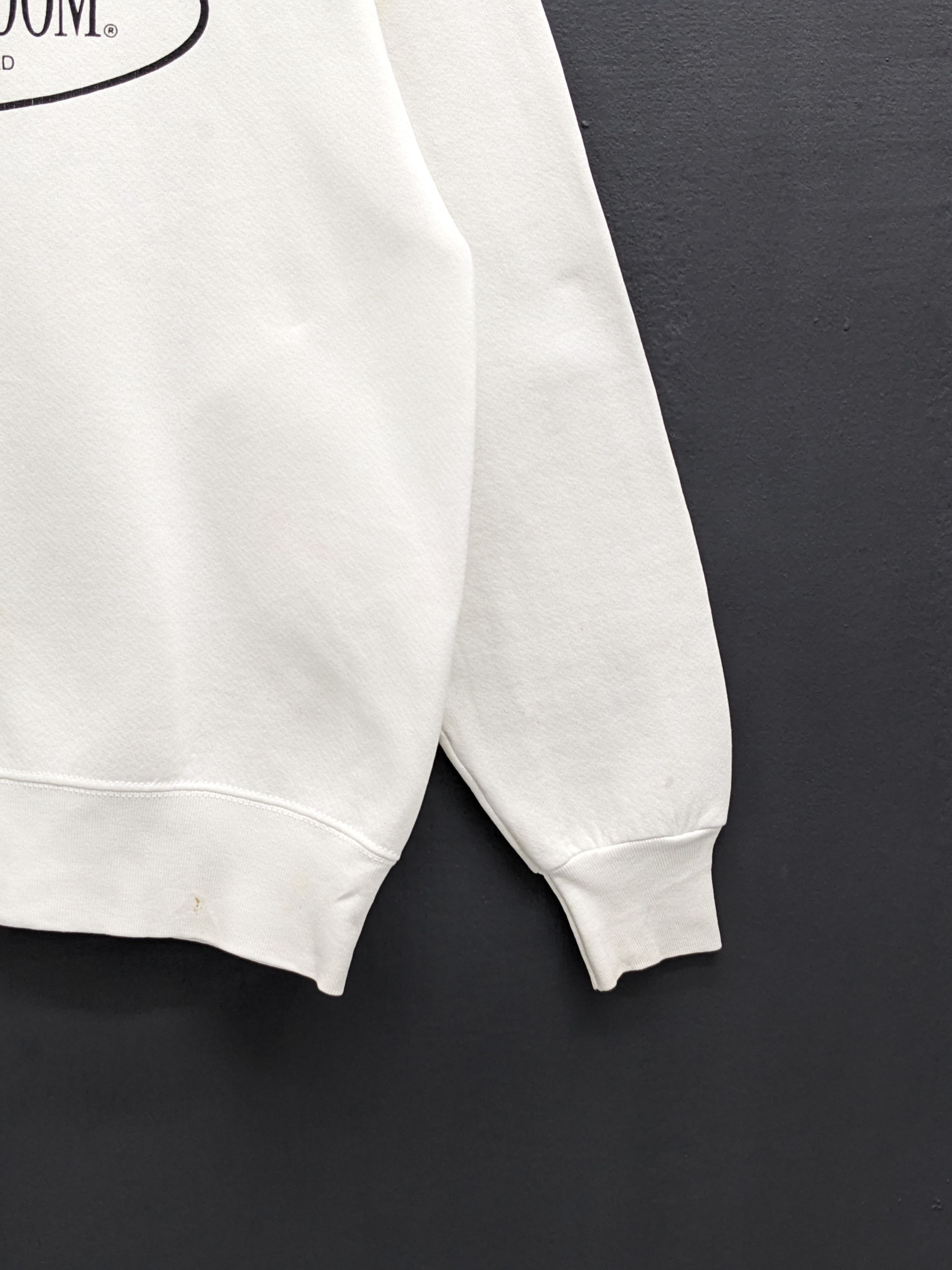 Fruit Of The Loom Vintage 90s Fruit of the Loom HEAVY Crewneck Sweatshirt Size US L / EU 52-54 / 3 - 4 Thumbnail