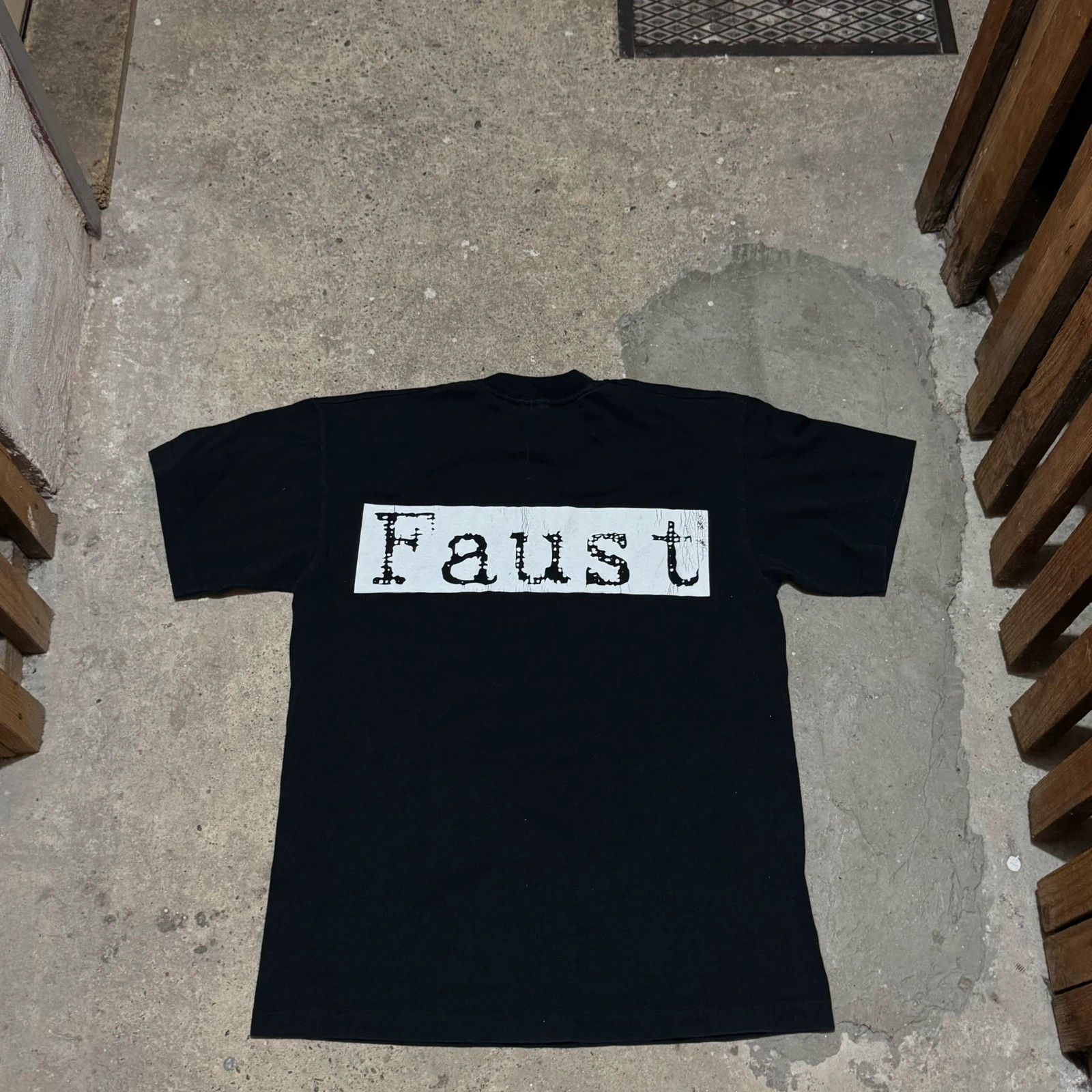 Band Tees Vintage Faust t-shirt Size US XL / EU 56 / 4 - 2 Thumbnail