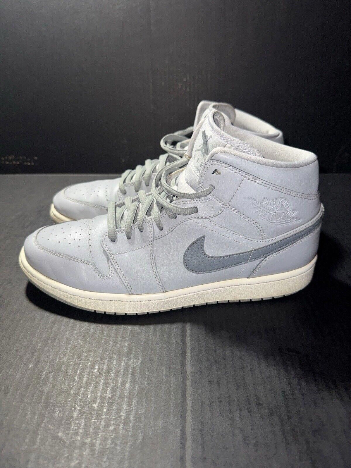Jordan Brand Nike Air Jordan 1 Retro Mid Wolf Grey - 554724-033 - Sz 9.5 Size US 9.5 / EU 42-43 - 5 Thumbnail
