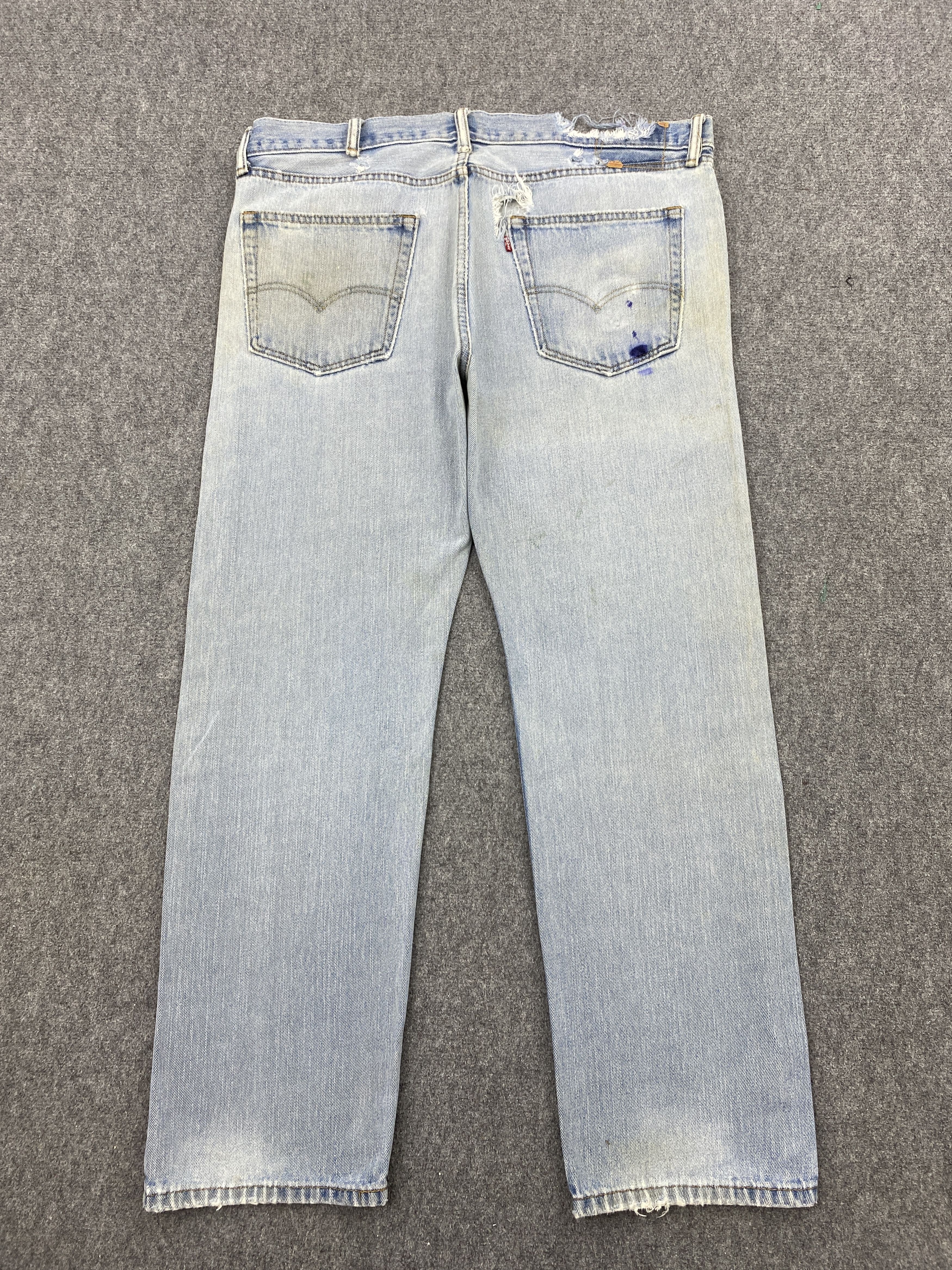 Levi's × Vintage Light Blue Washed Vintage Levi's 505 Jeans Size US 38 / EU 54 - 3 Thumbnail
