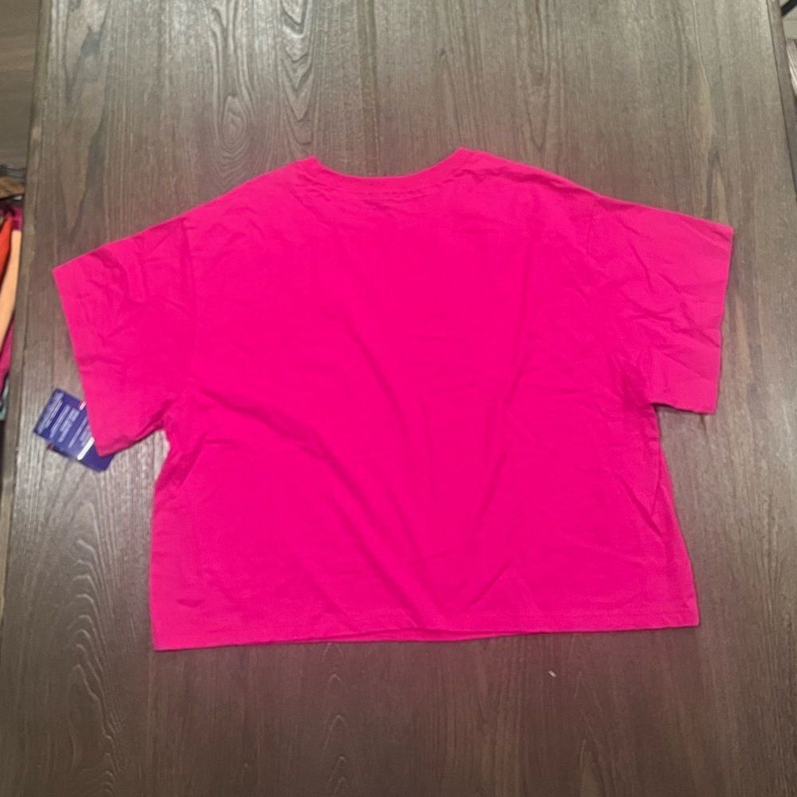 Champion NWT Champion Hot Pink Graphic Crop Top - Size 2XL Size XXL / US 16-18 / IT 52-54 - 4 Thumbnail