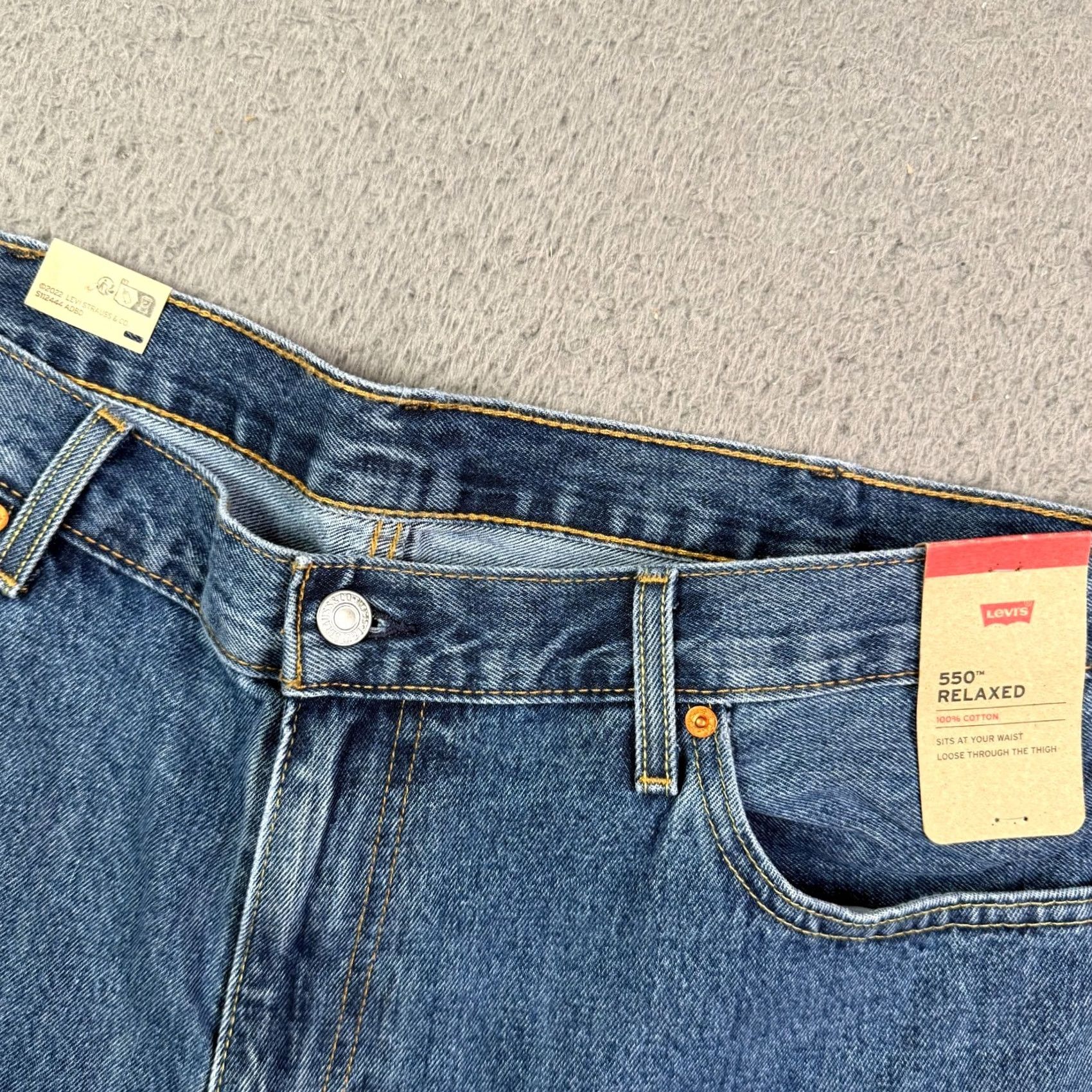 Levi's Levi's 550 Jeans 44x30 Blue Medium Wash Relaxed Denim Solid Cowboy NEW Mens Regular Jeans Size US 44 / EU 60 - 3 Thumbnail