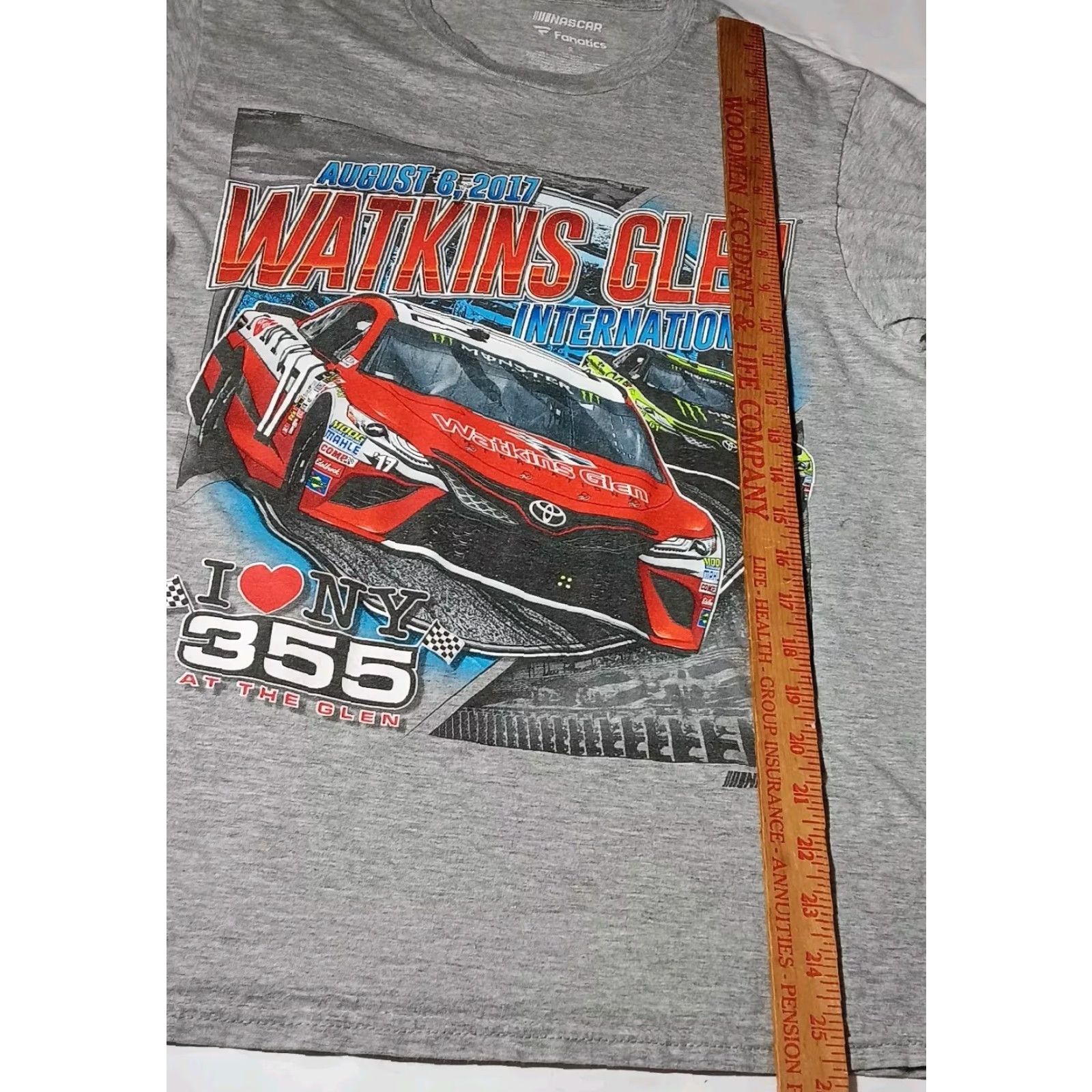Vintage VINTAGE Fanatics Watkins Glen International Race Car Driver Shirt Small Gray 2017 NASCAR I Love NY 355 Mens Size US S / EU 44-46 / 1 - 5 Thumbnail