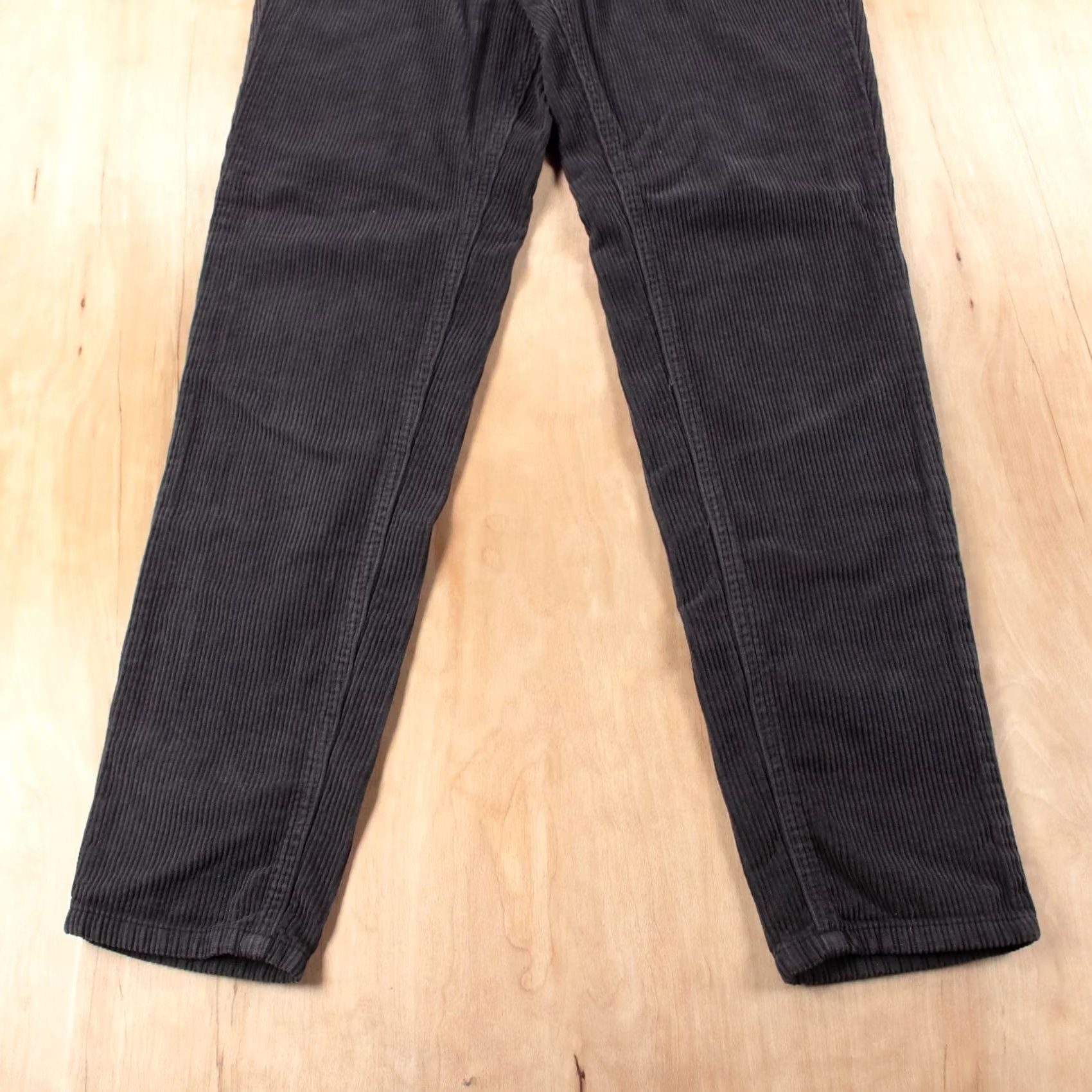 Bdg BDG High Rise Mom Corduroy Pants Jeans 26 x 28 Black Women Slim 90s y2k Indie Sleaze Bodys? Size 26" / US 2 / IT 38 - 5 Thumbnail