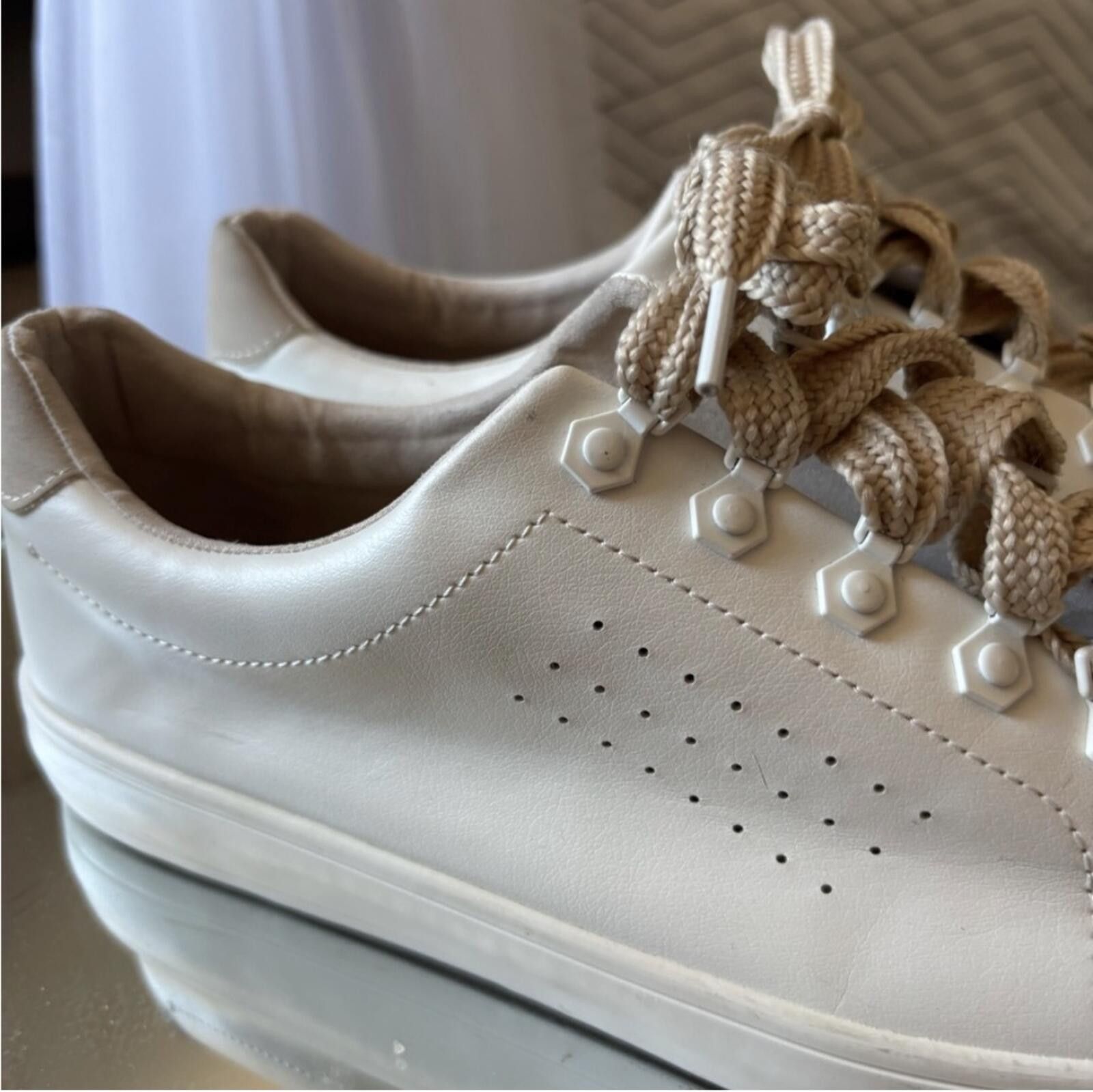 Bershka (Bershka) Cream Sneakers with Tan Laces Size US 9 / IT 39 - 4 Thumbnail