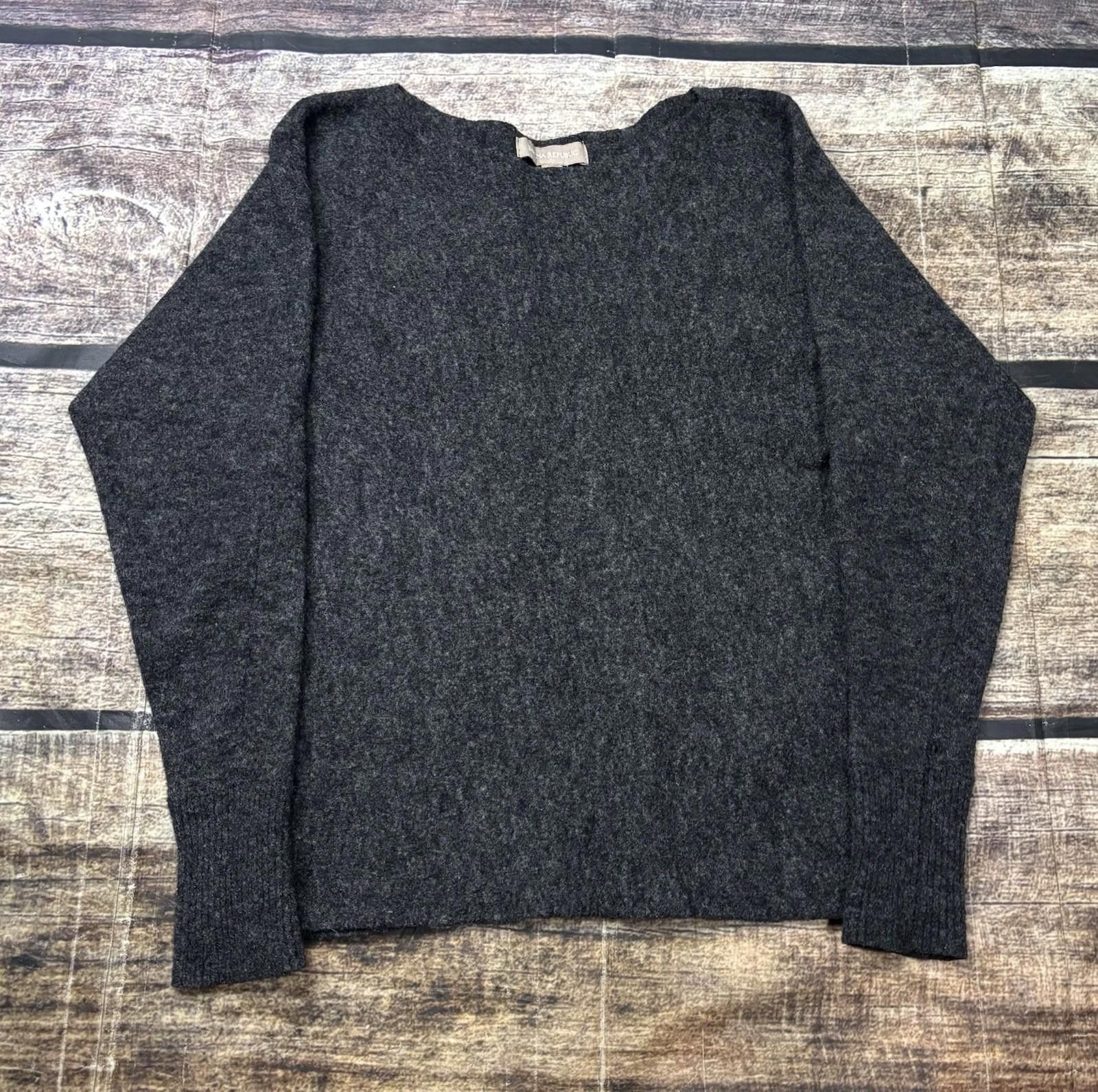 Banana Republic Banana Republic Sweater Womens XS Merino Wool Blend Size XS / US 0-2 / IT 36-38 - 1 Thumbnail