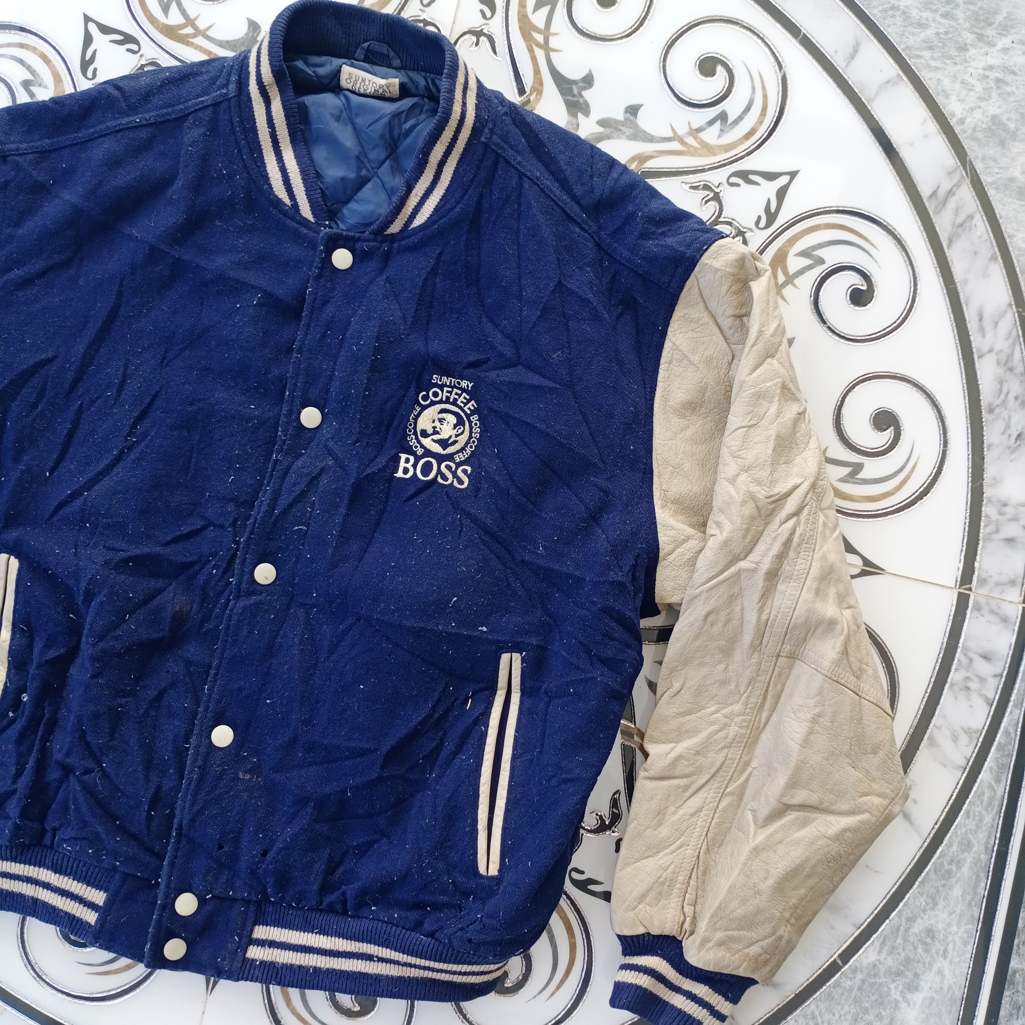 Japanese Brand Vintage Suntory Boss Coffee Leather Wool Varsity Jacket Size US XL / EU 56 / 4 - 2 Thumbnail