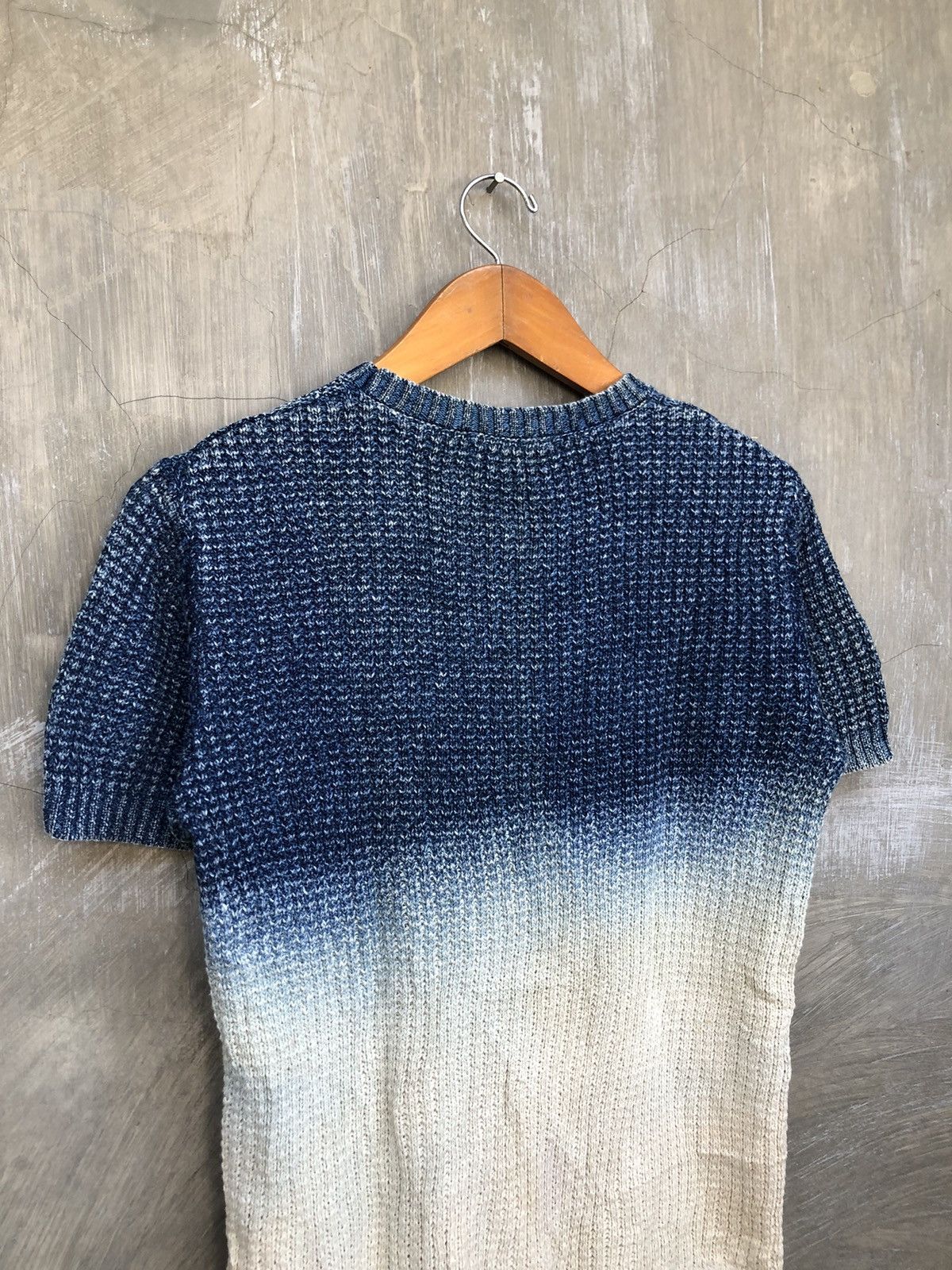 GOSTAR DE FUGA Gostar De Fuga Gradient Tops Size US M / EU 48-50 / 2 - 9 Thumbnail