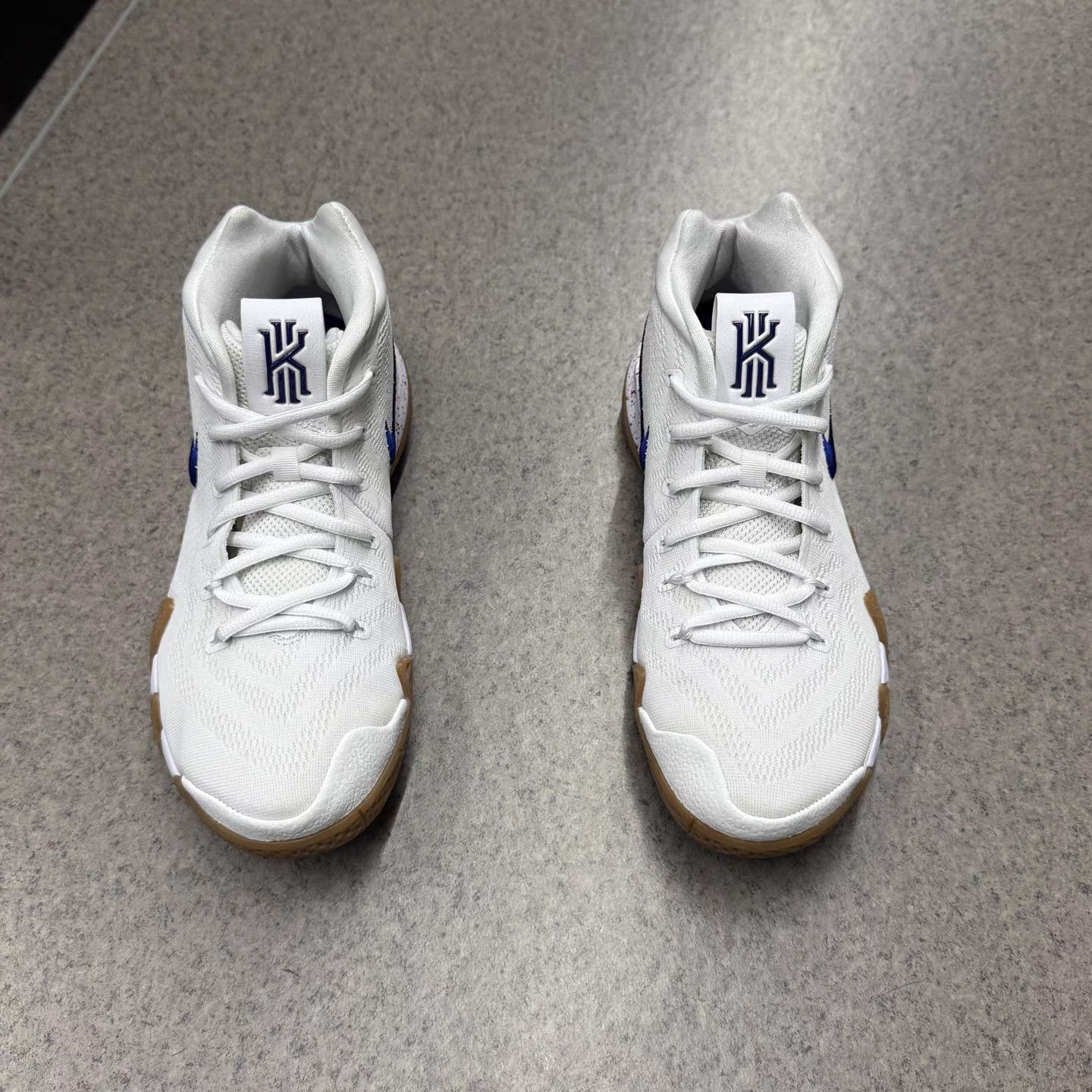Nike Nike Kyrie 4 "Uncle Drew" White Gum K15 Size US 7.5 / EU 40-41 - 8 Thumbnail